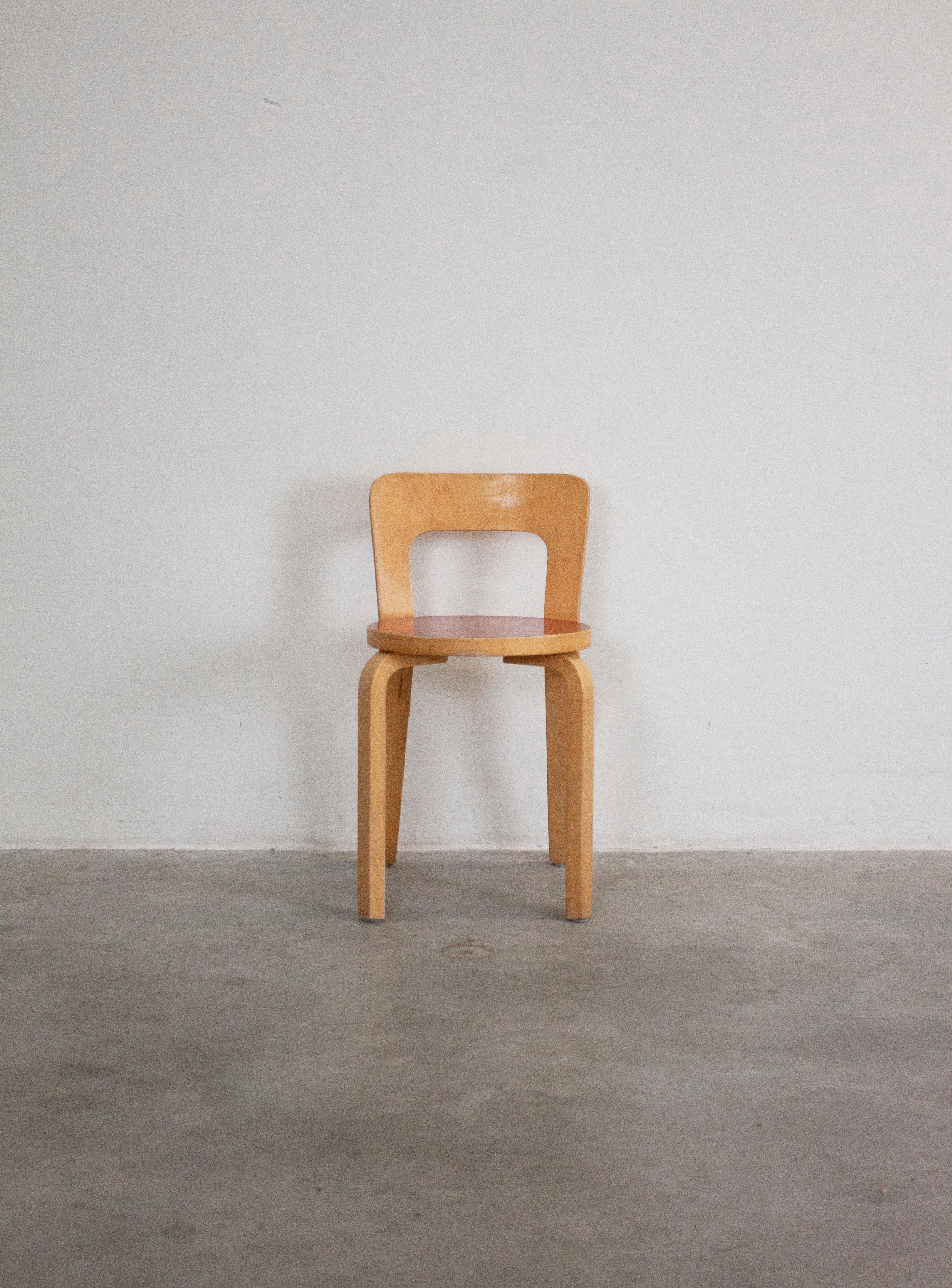 Artek Model 65 Chair by Alvar Aalto (Red) - Image 5