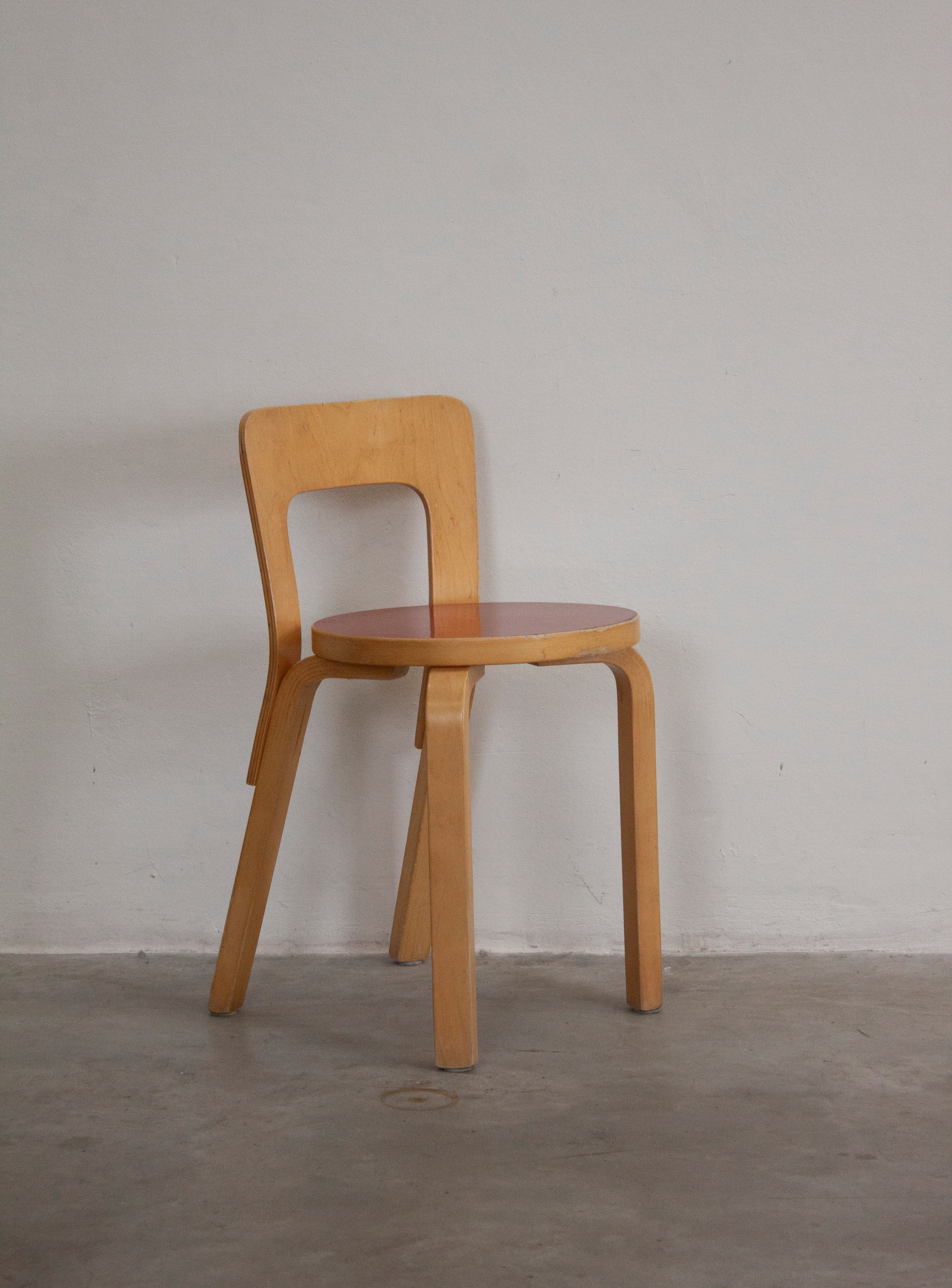 Artek Model 65 Chair by Alvar Aalto (Red) - Image 8