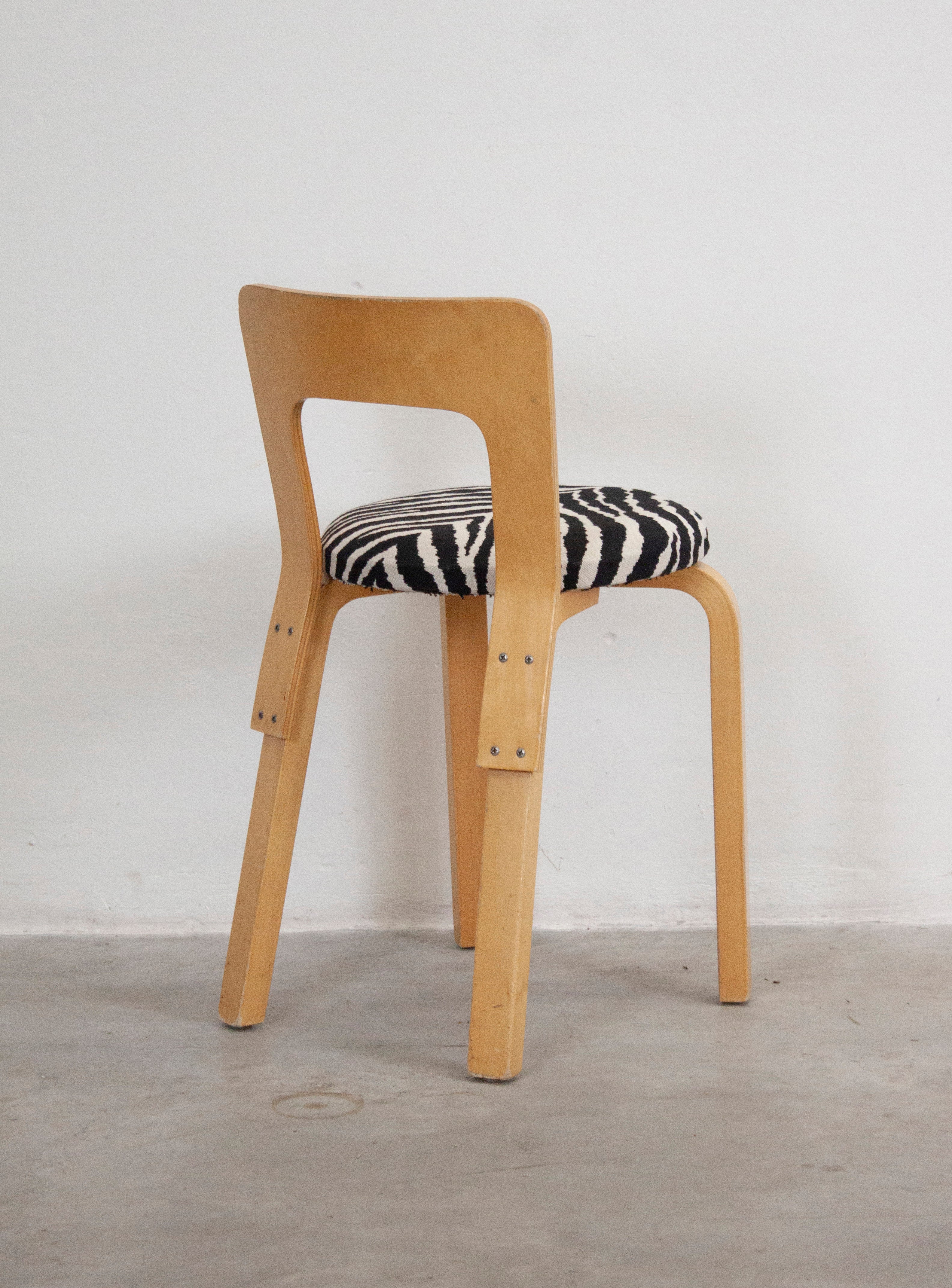 Artek Model 65 Chair by Alvar Aalto (Zebra) - Image 23