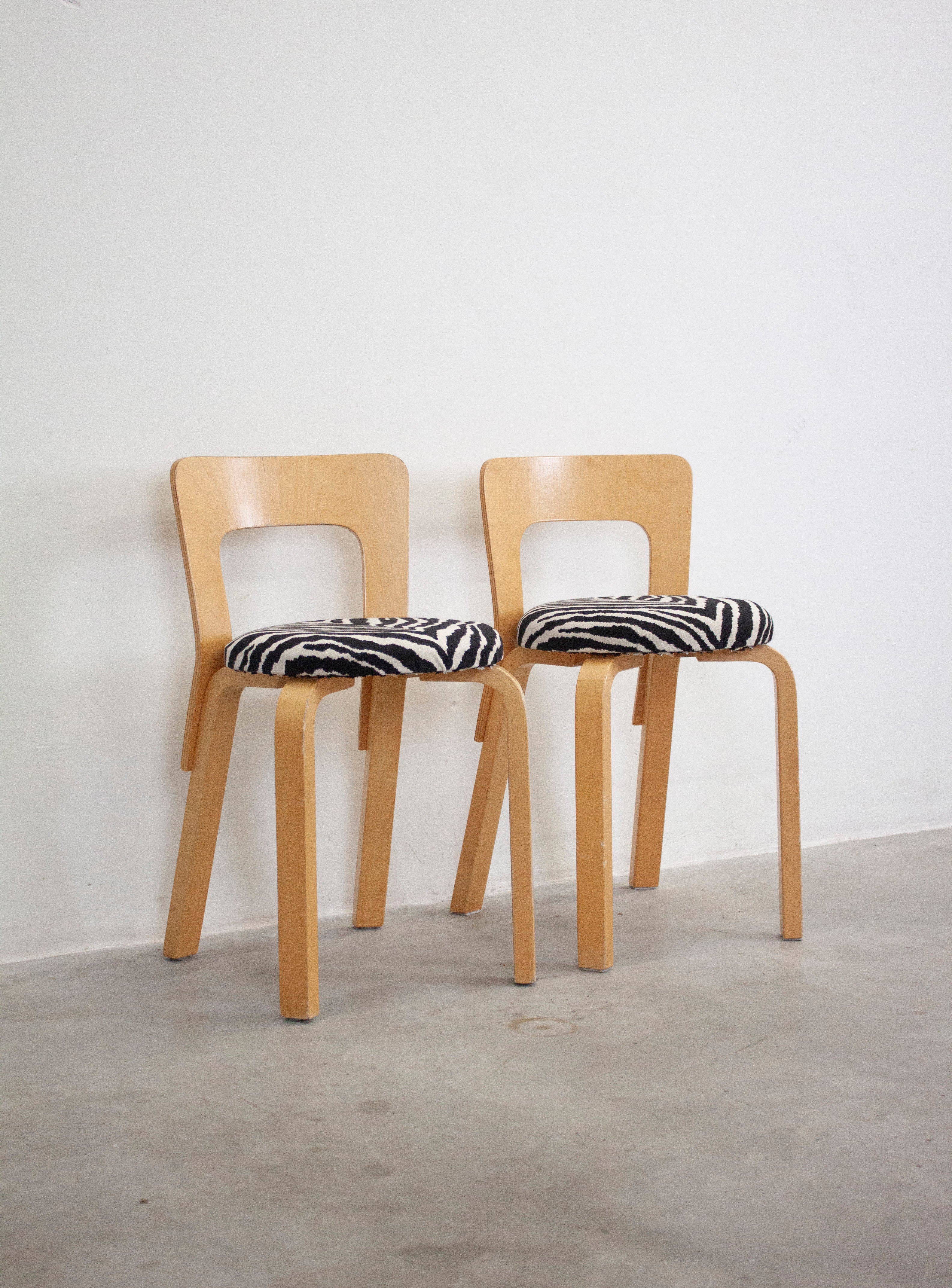 Artek Model 65 Chair by Alvar Aalto (Zebra) - Image 6