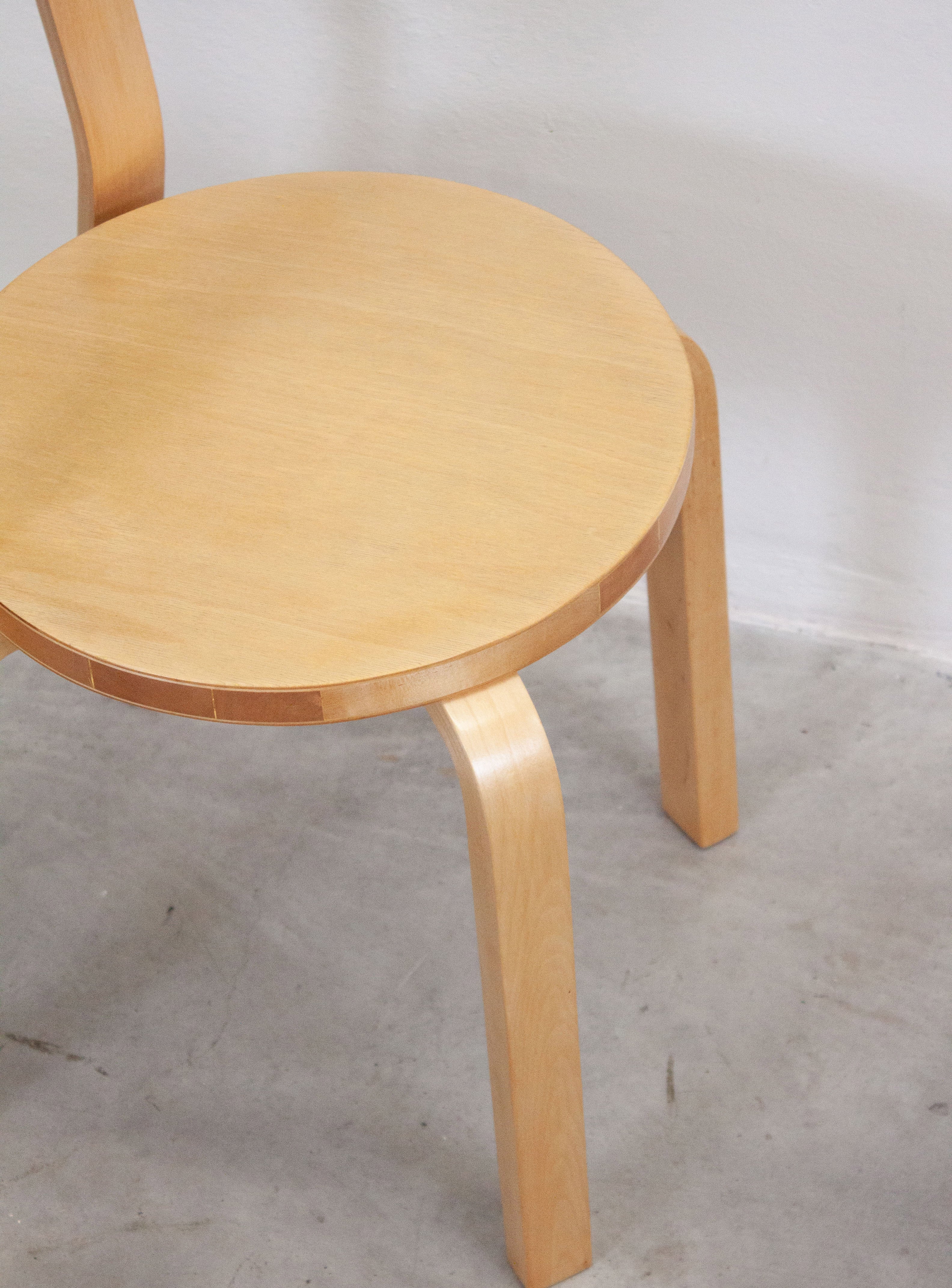 Artek Model 68 Chair by Alvar Aalto (Birch) - Image 17