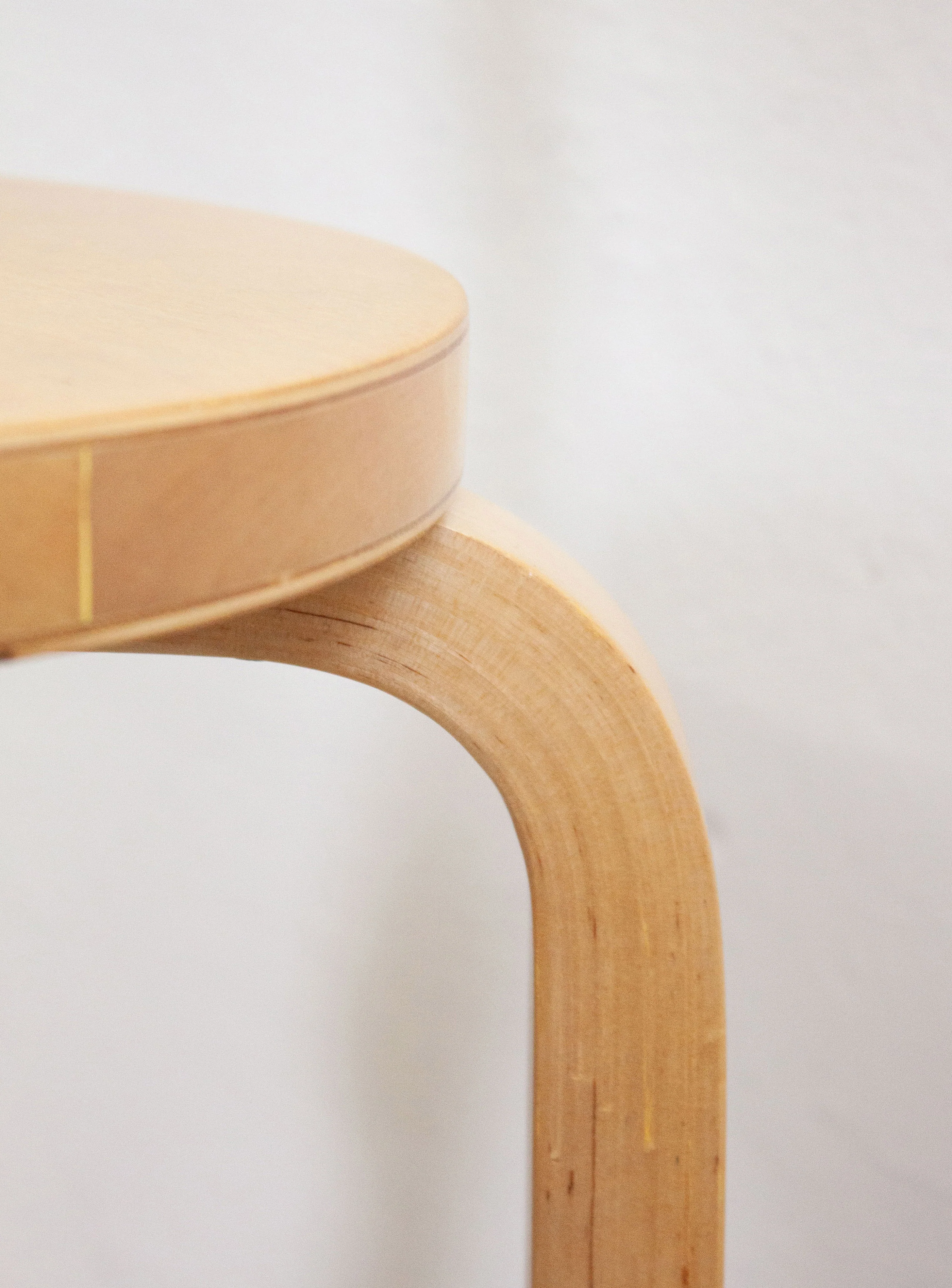 Artek Model 68 Chair by Alvar Aalto (Birch) - Image 19