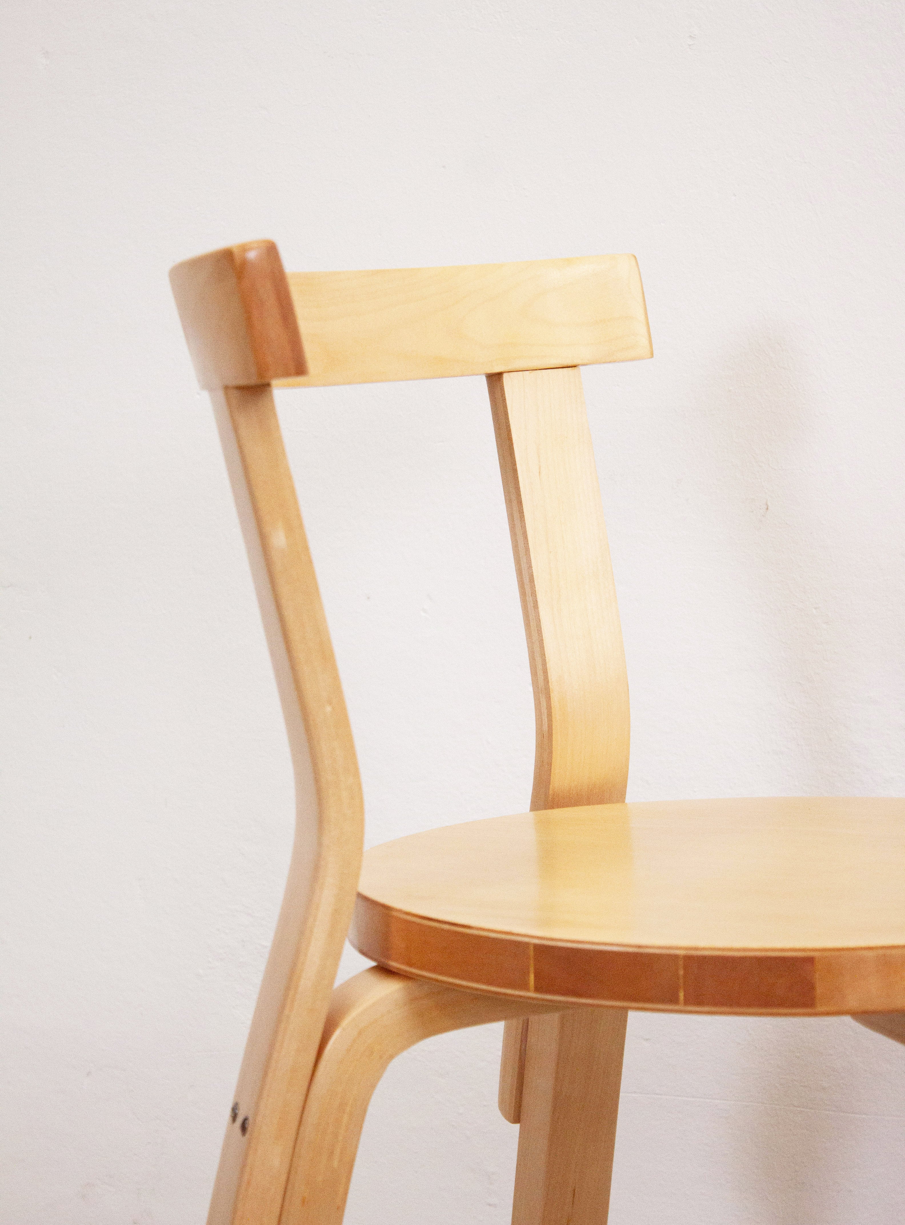 Artek Model 68 Chair by Alvar Aalto (Birch) - Image 21