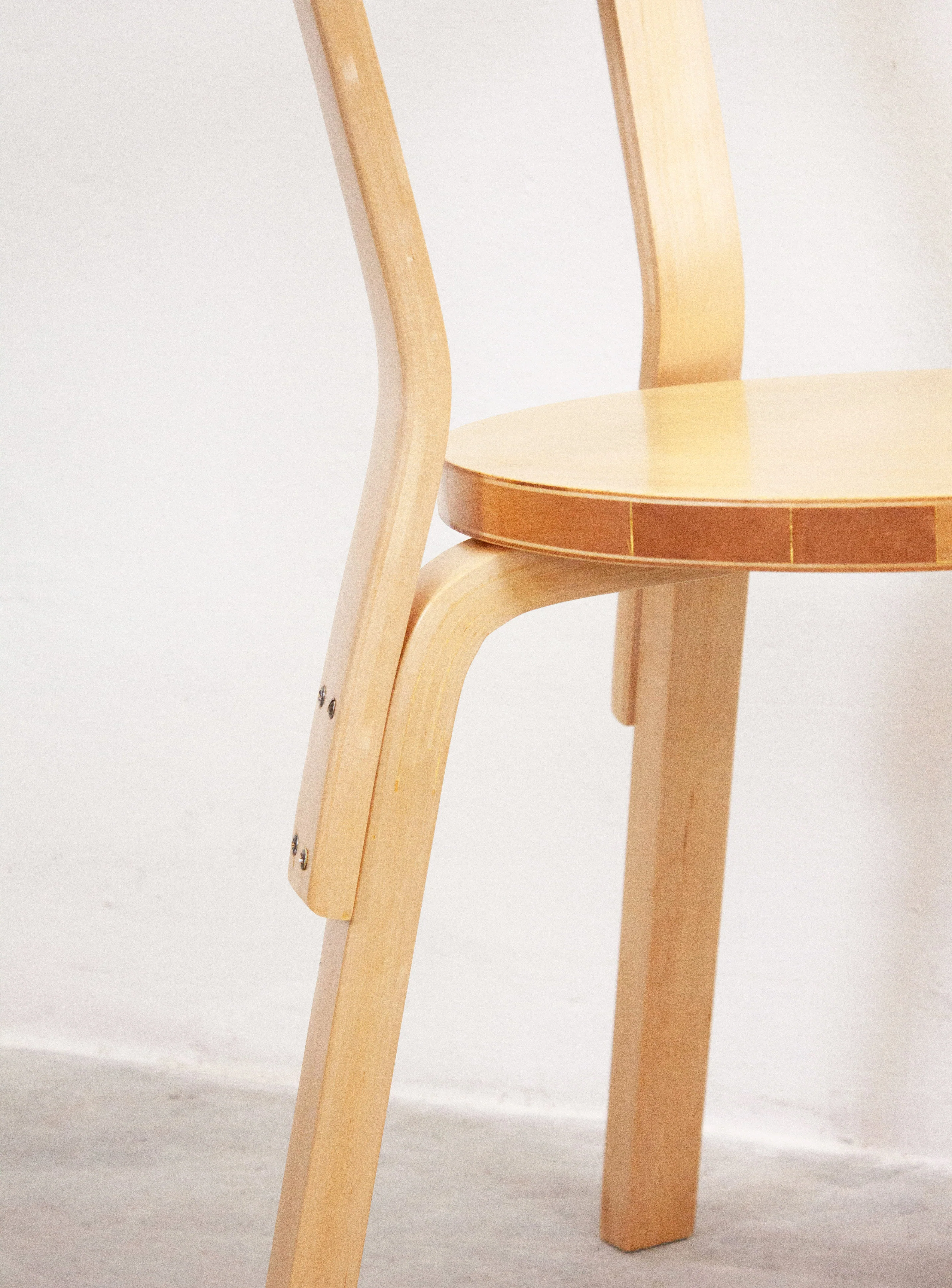 Artek Model 68 Chair by Alvar Aalto (Birch) - Image 22