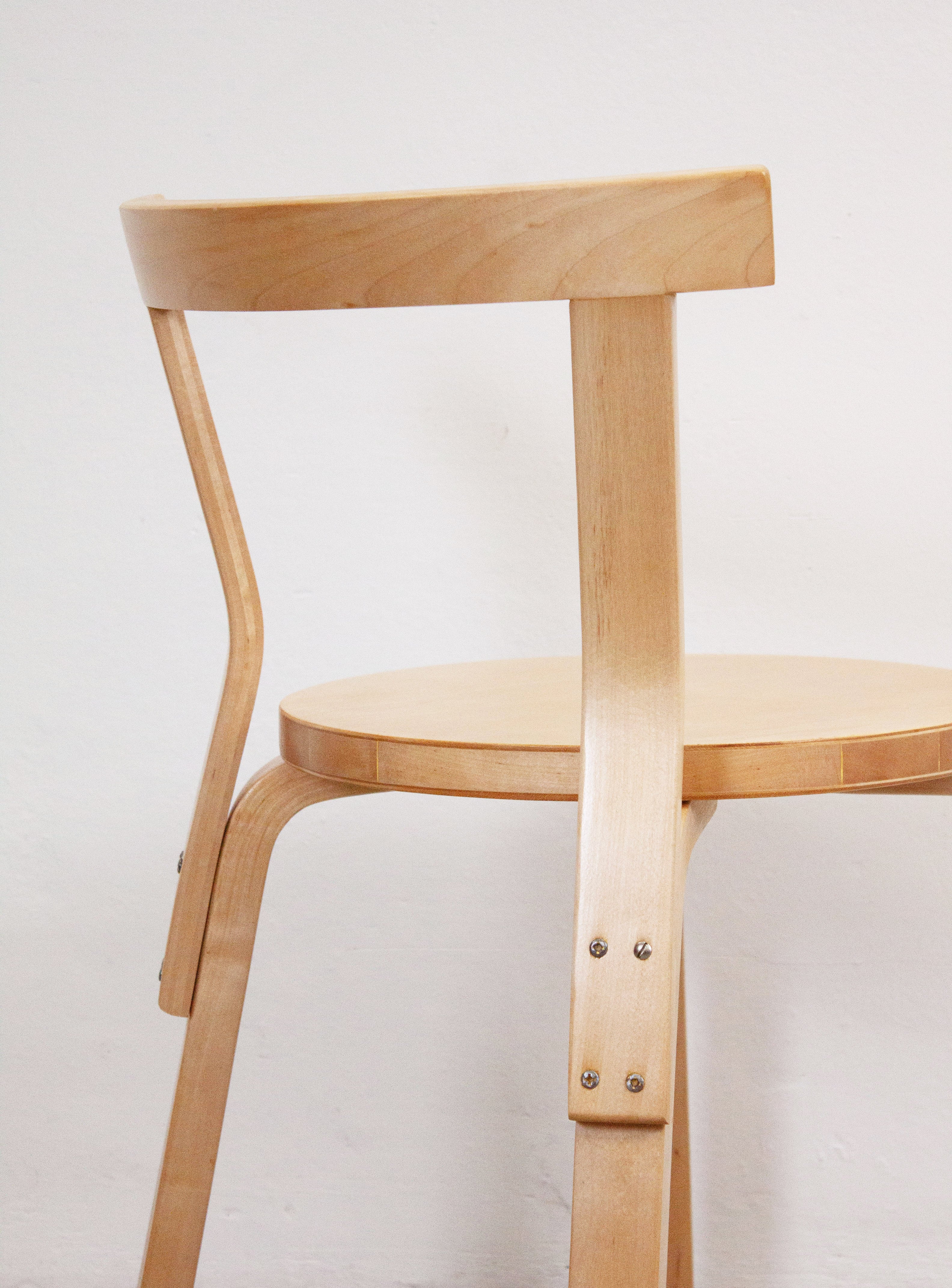 Artek Model 68 Chair by Alvar Aalto (Birch) - Image 23