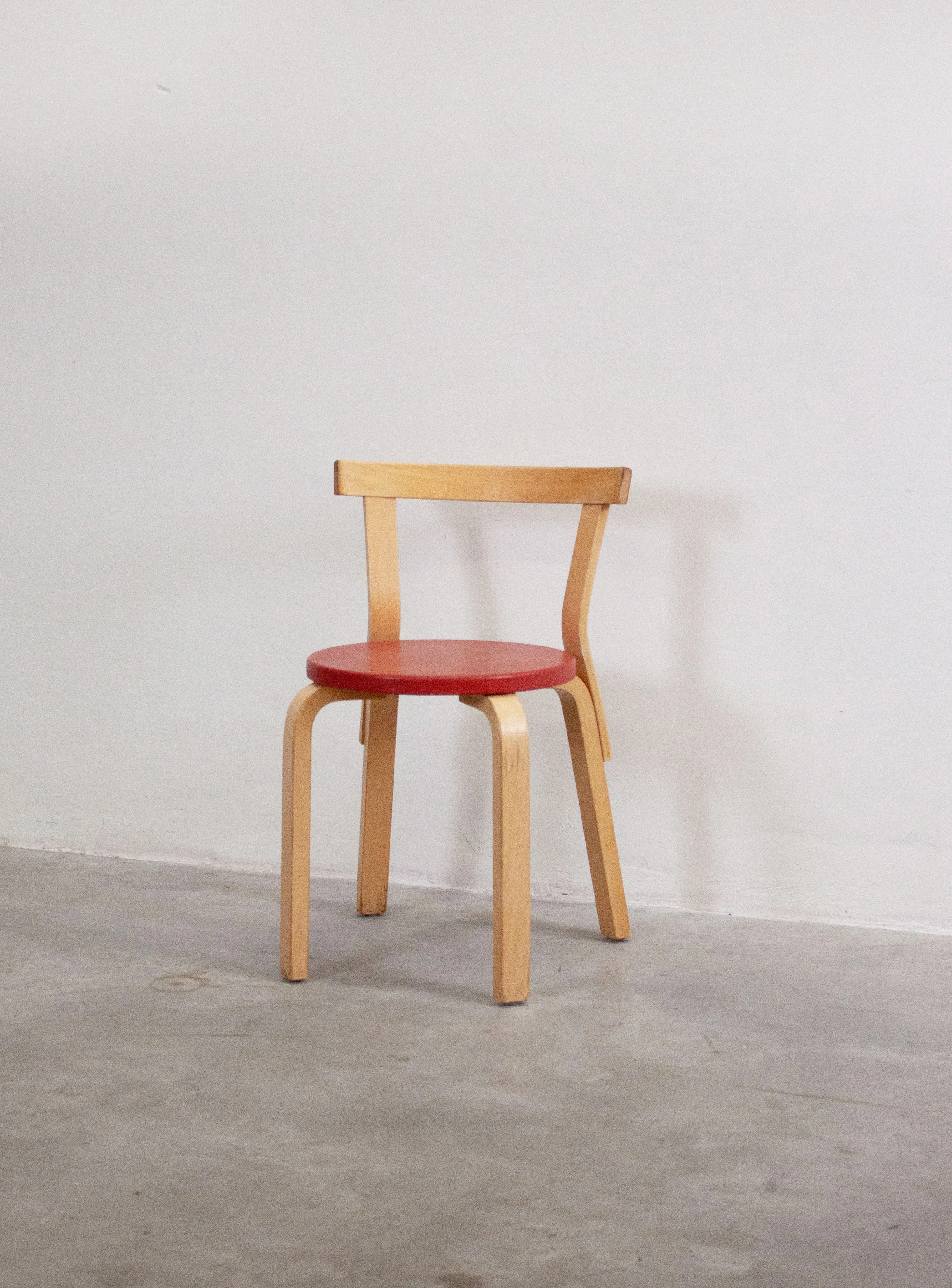 Artek Model 68 Chair by Alvar Aalto (Red) - Image 20