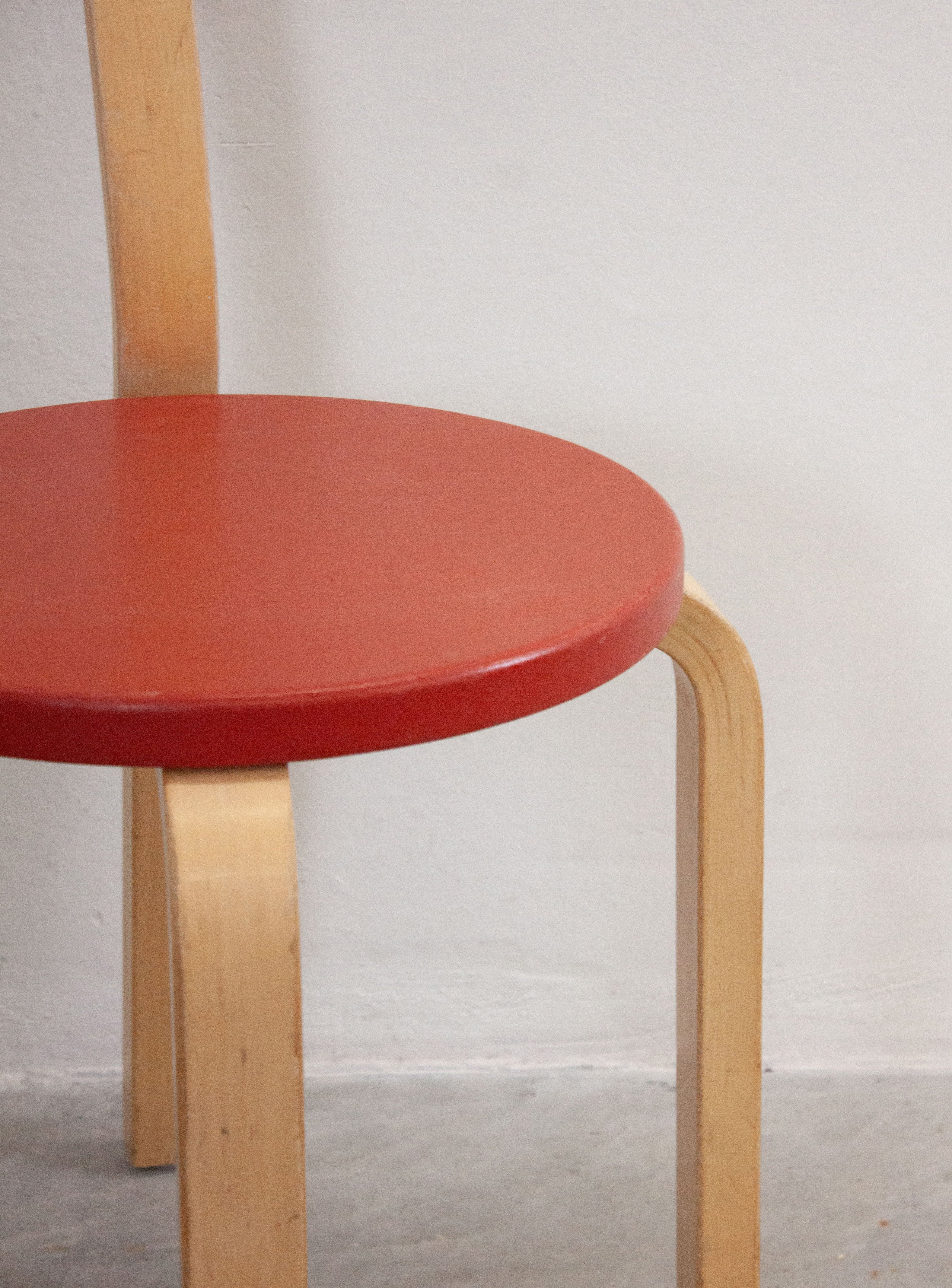 Artek Model 68 Chair by Alvar Aalto (Red) - Image 24
