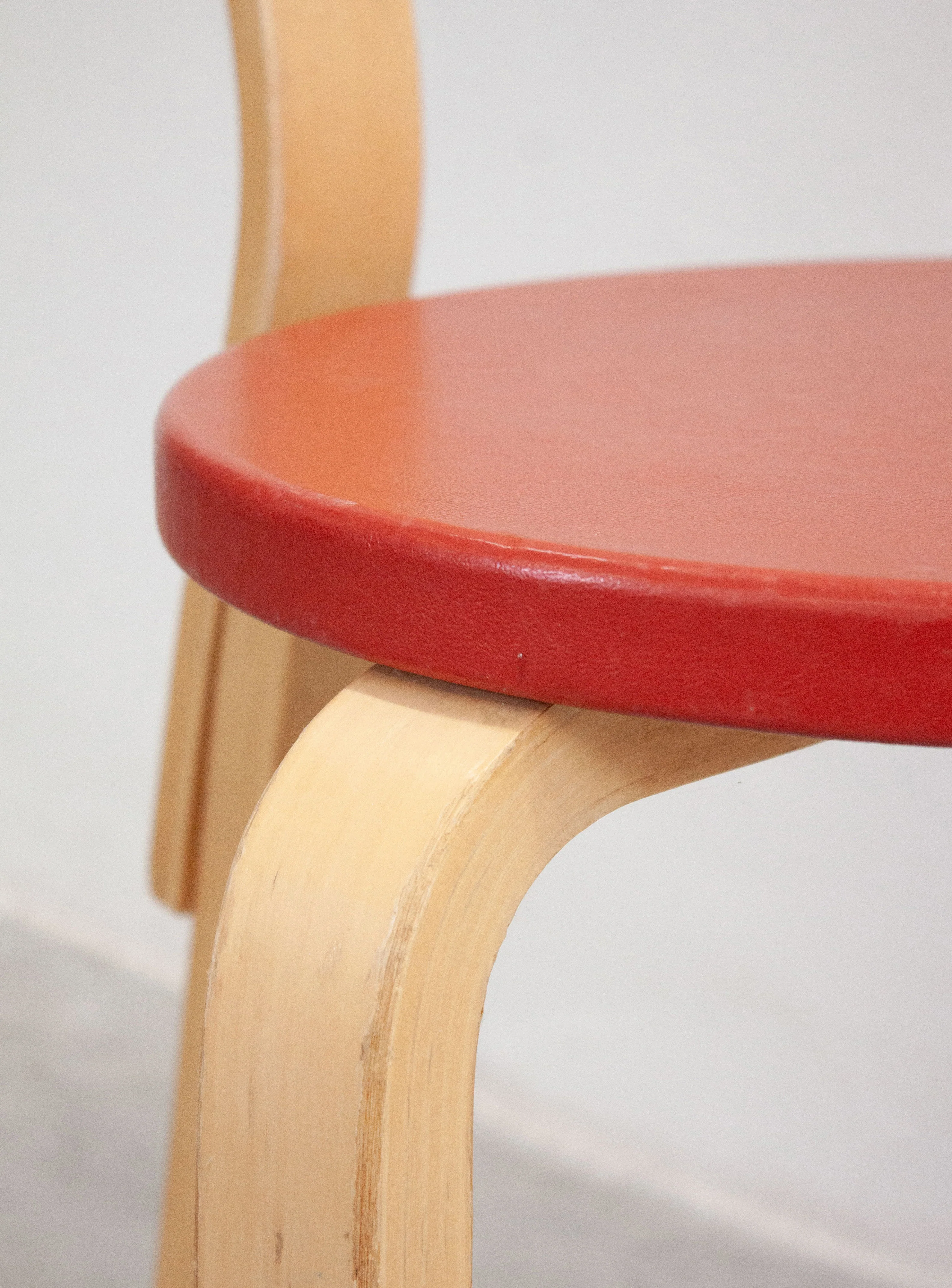 Artek Model 68 Chair by Alvar Aalto (Red) - Image 26