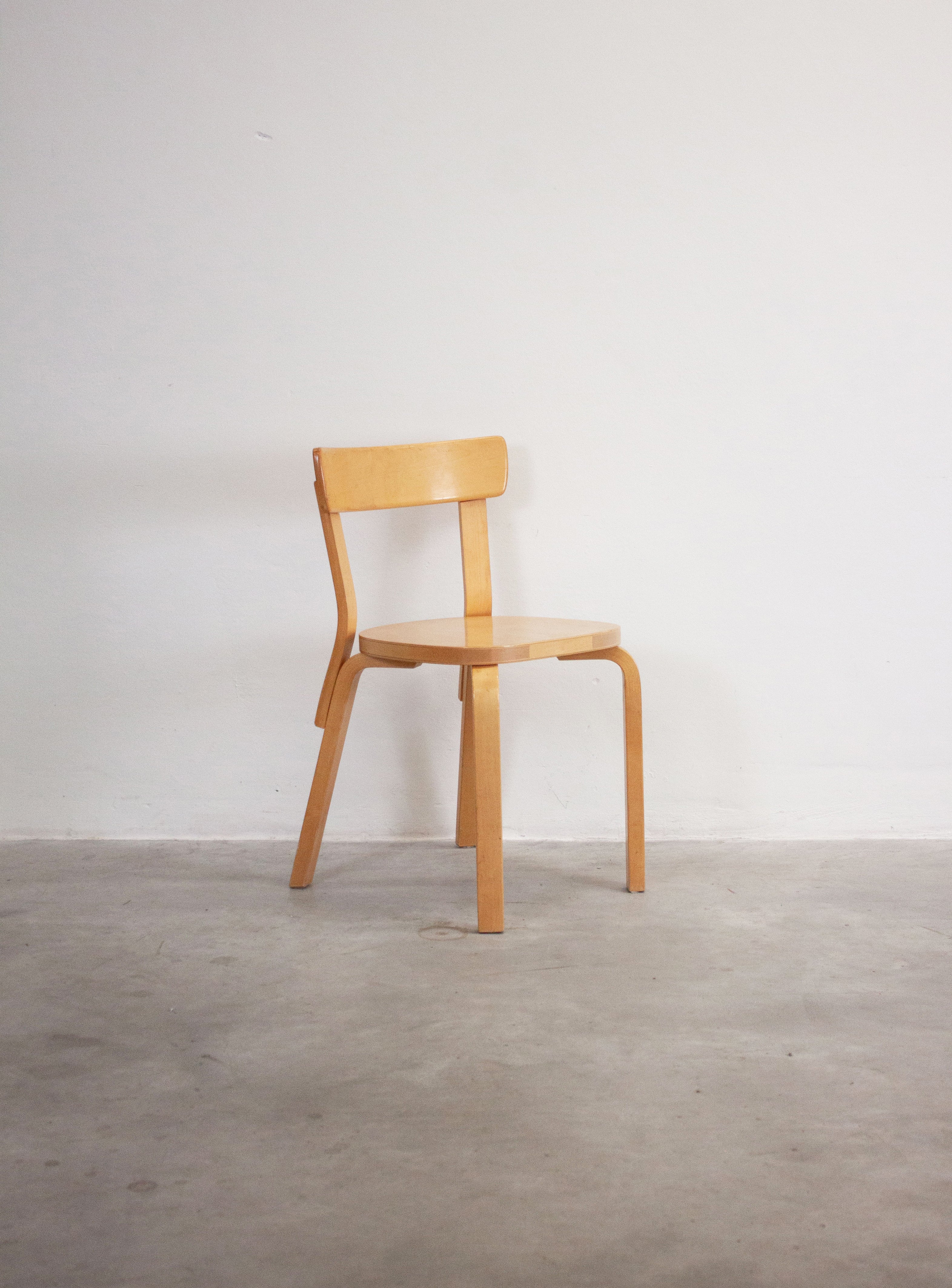 Artek Model 69 Chairs by Alvar Aalto (Birch) - Image 18