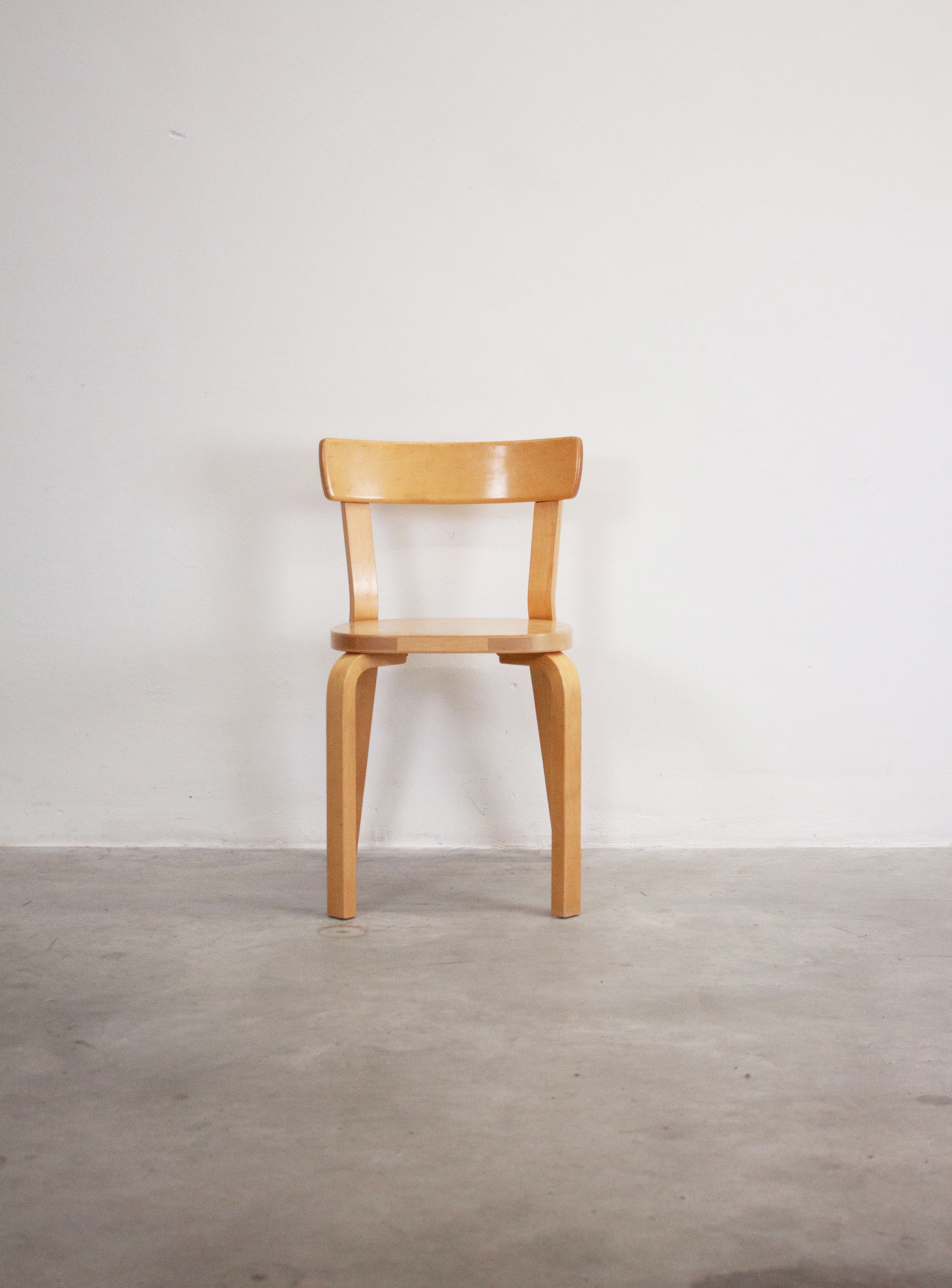 Artek Model 69 Chairs by Alvar Aalto (Birch) - Image 26