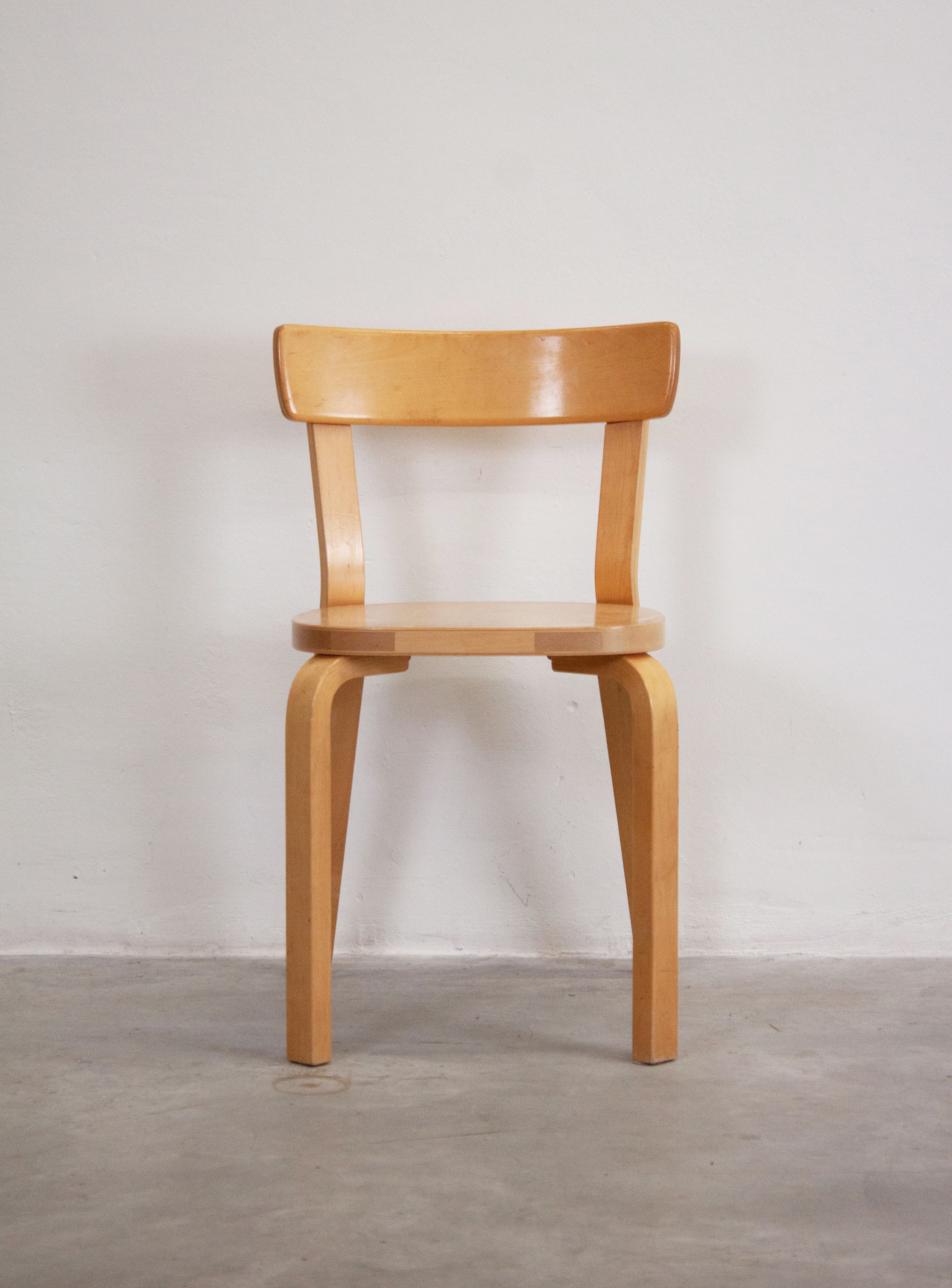 Artek Model 69 Chairs by Alvar Aalto (Birch) - Image 27