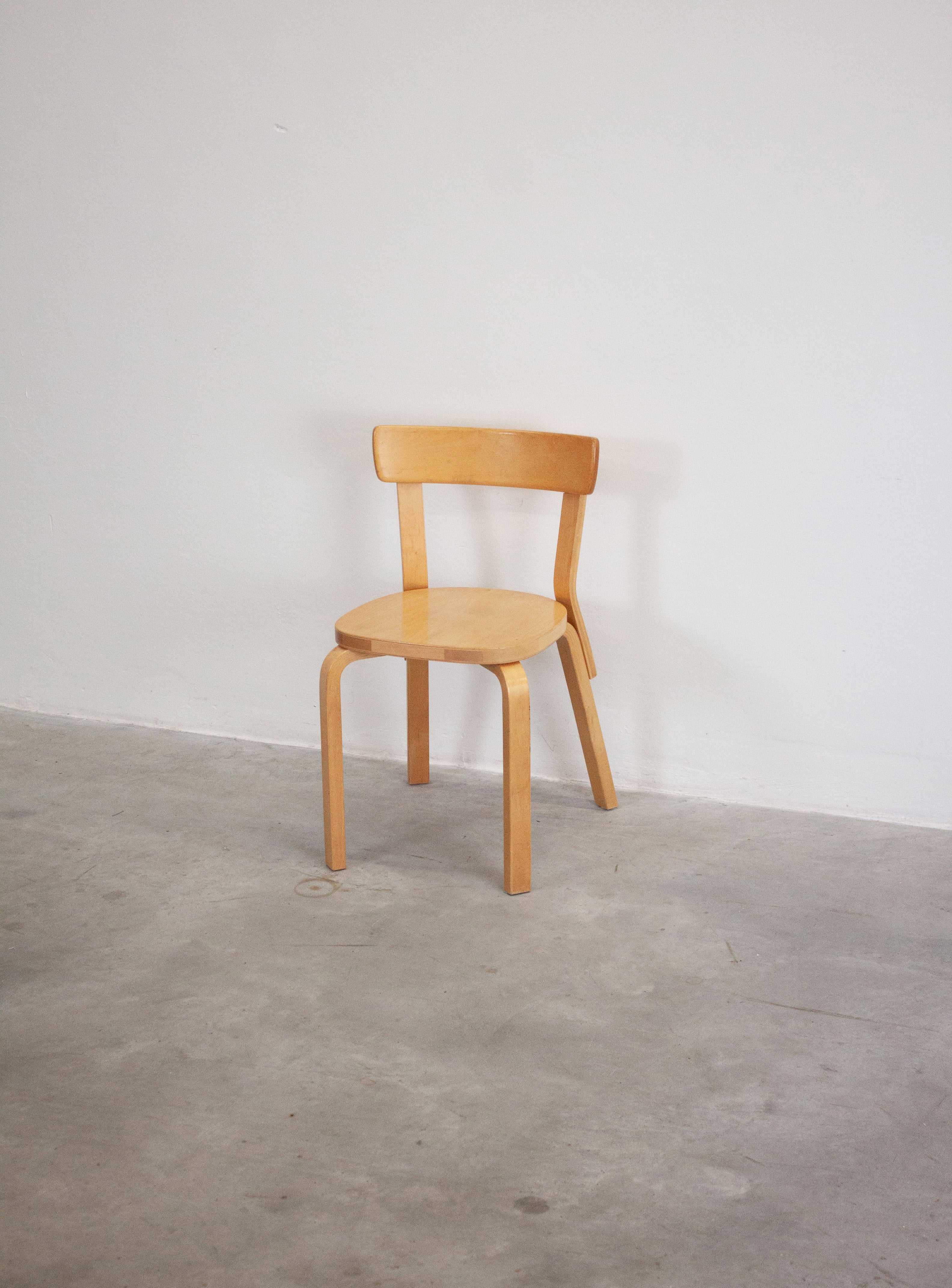 Artek Model 69 Chairs by Alvar Aalto (Birch) - Image 28