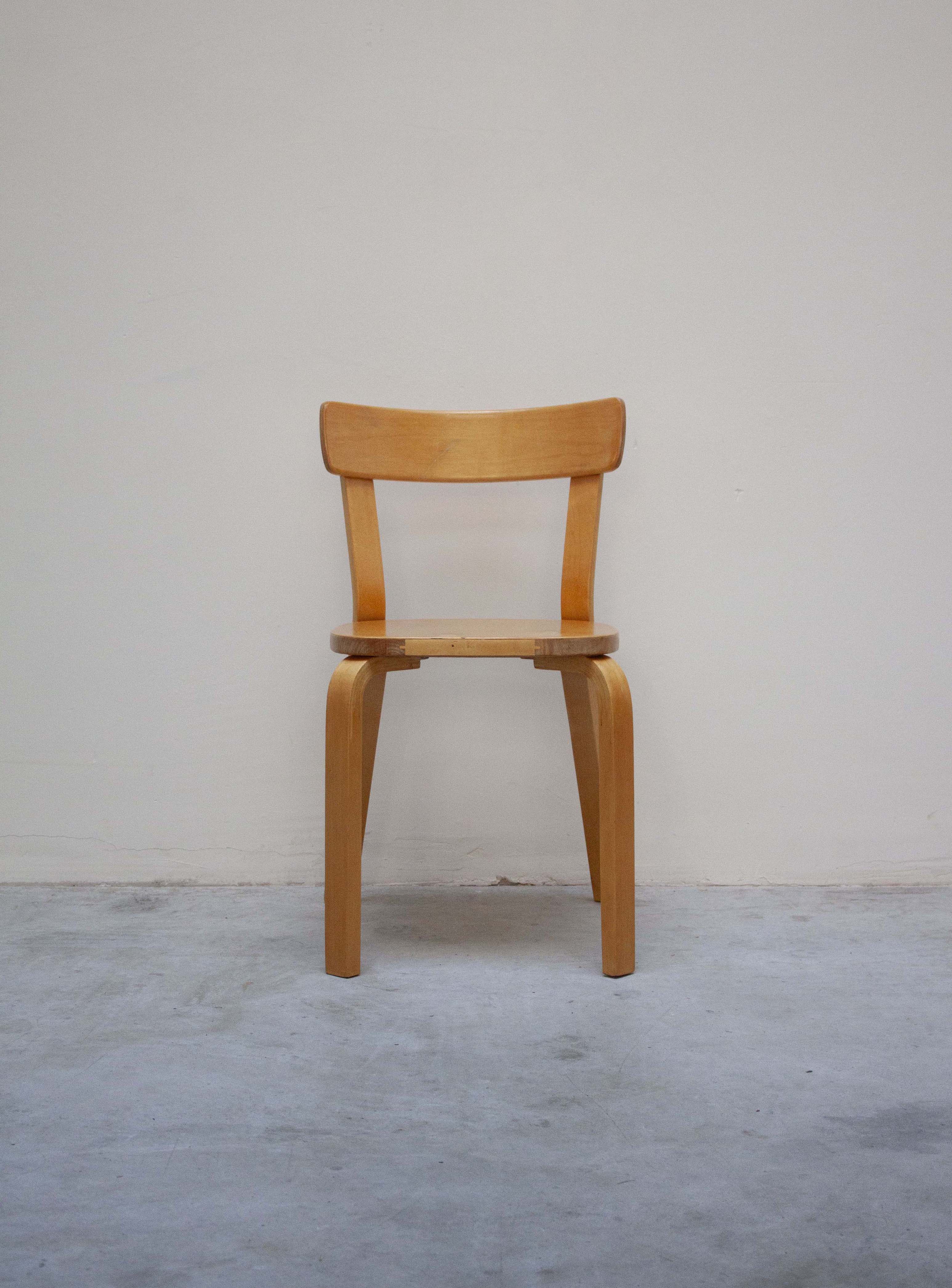 Artek Model 69 Chairs by Alvar Aalto (Birch) - Image 29