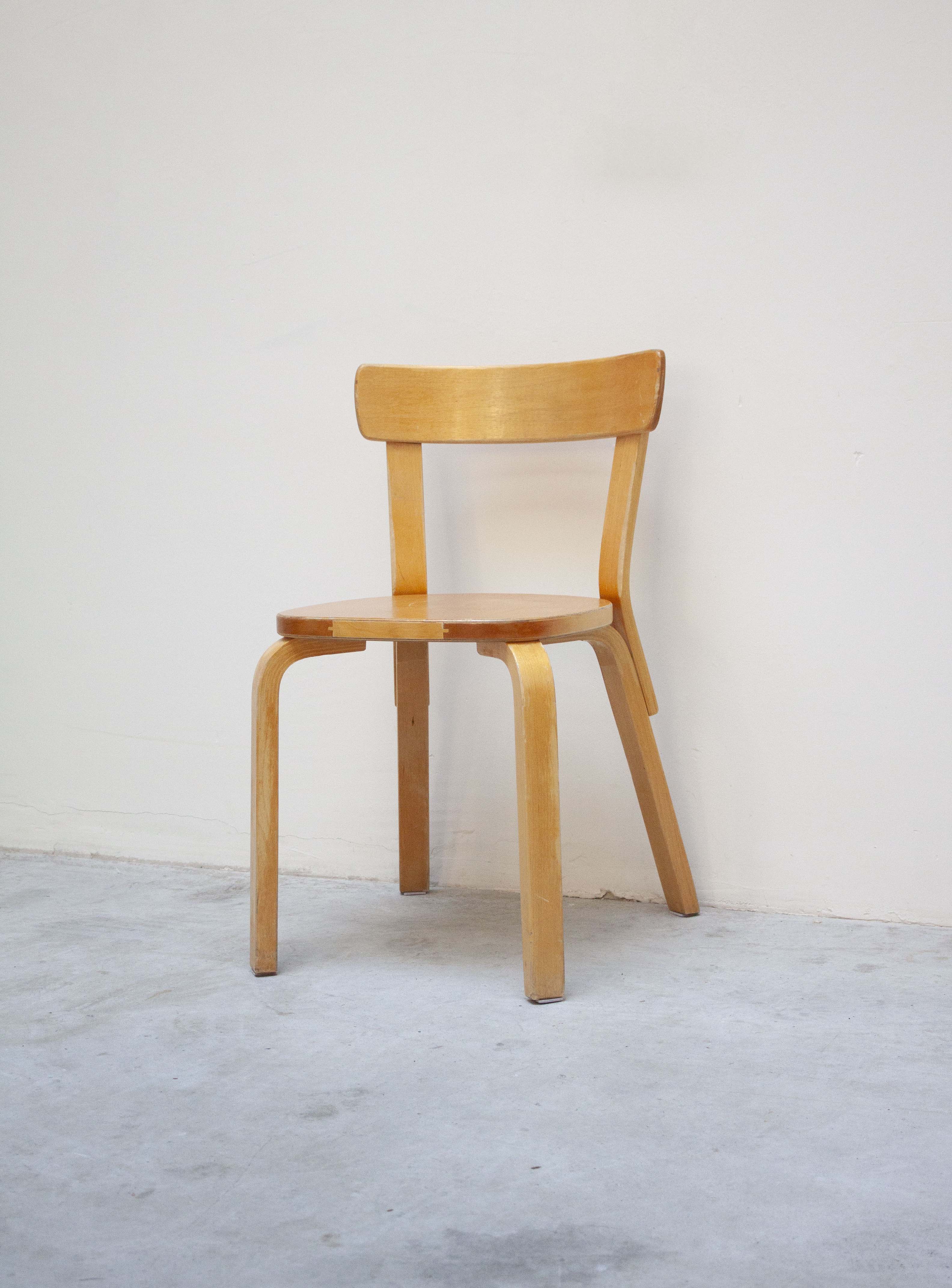 Artek Model 69 Chairs by Alvar Aalto (Birch) - Image 3