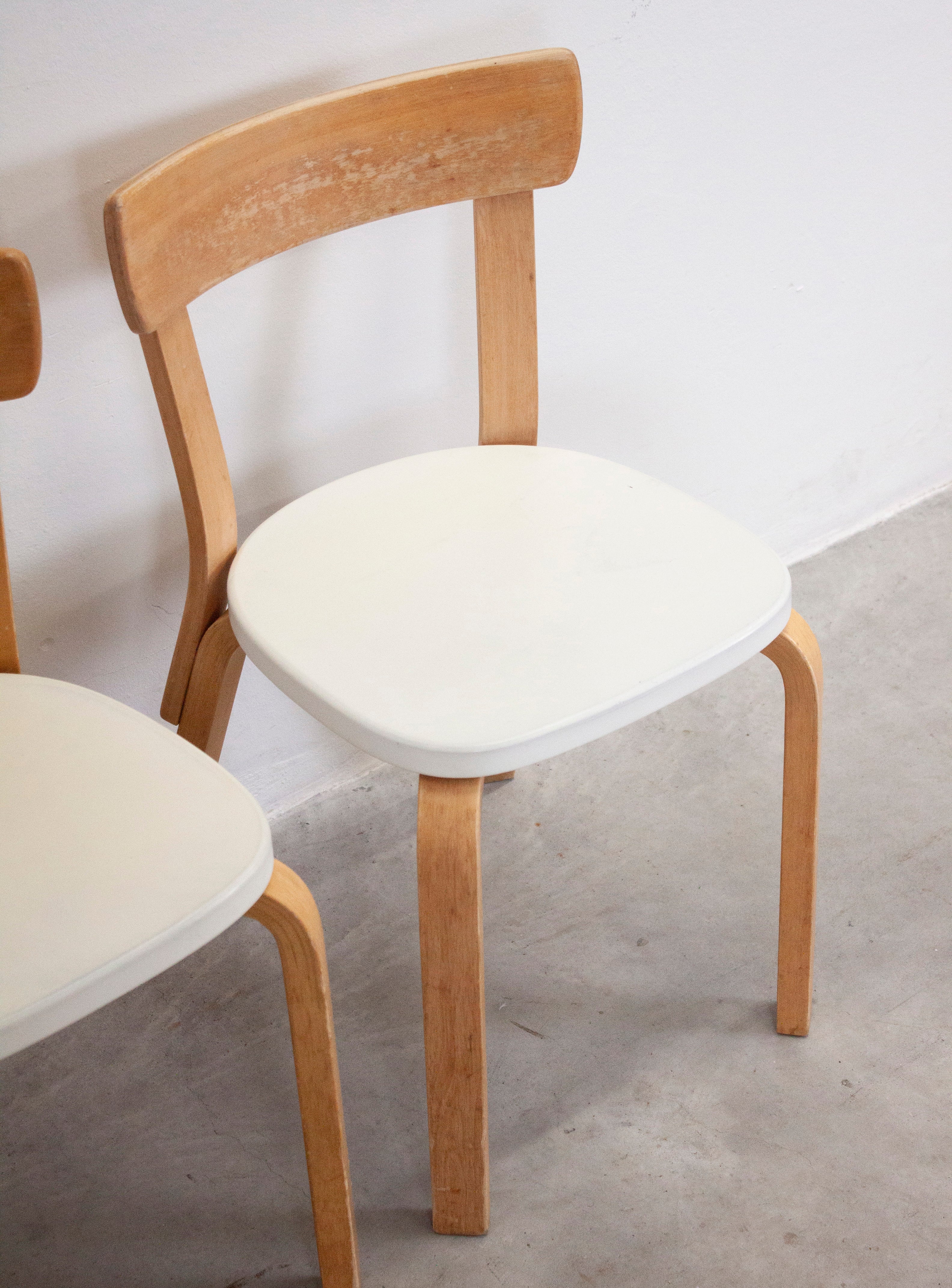 Artek Model 69 Chairs by Alvar Aalto (White) - Image 20