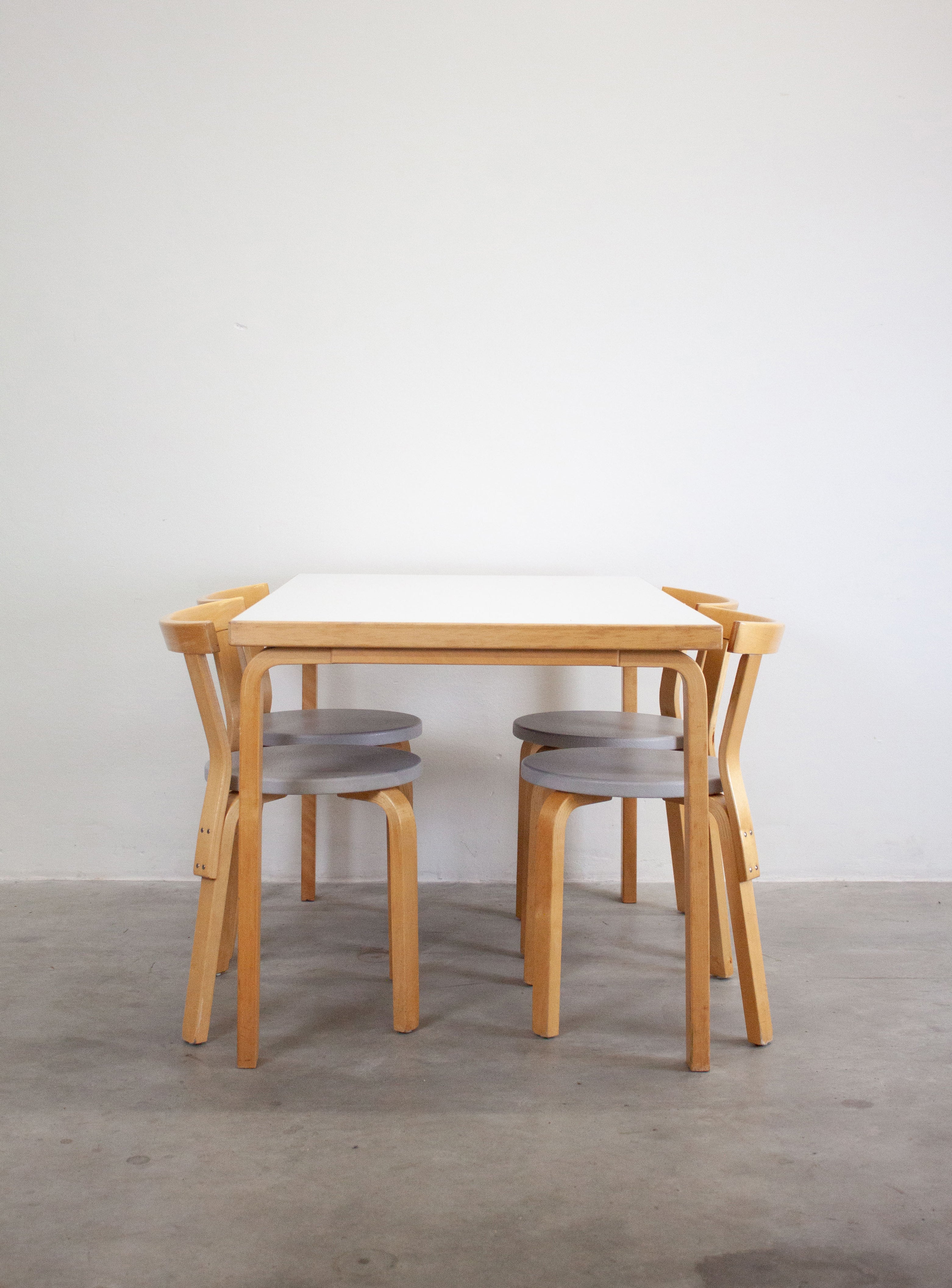 Artek Model 81B Dining Table by Alvar Aalto (White) - Image 15