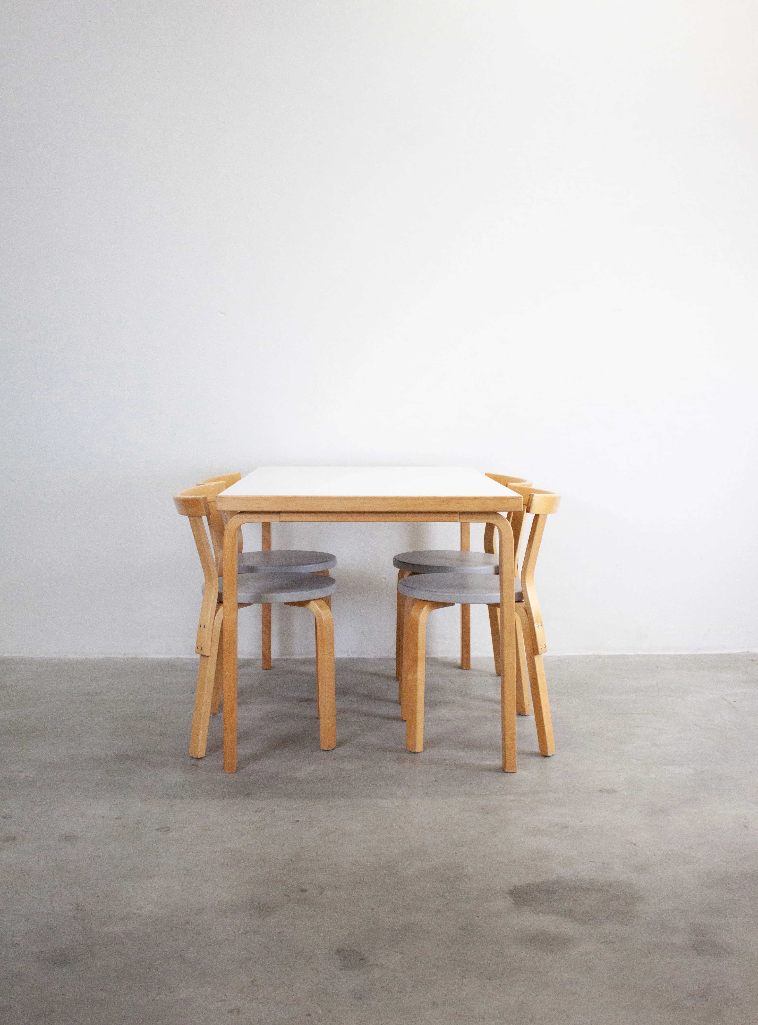 Artek Model 81B Dining Table by Alvar Aalto (White) - Image 16