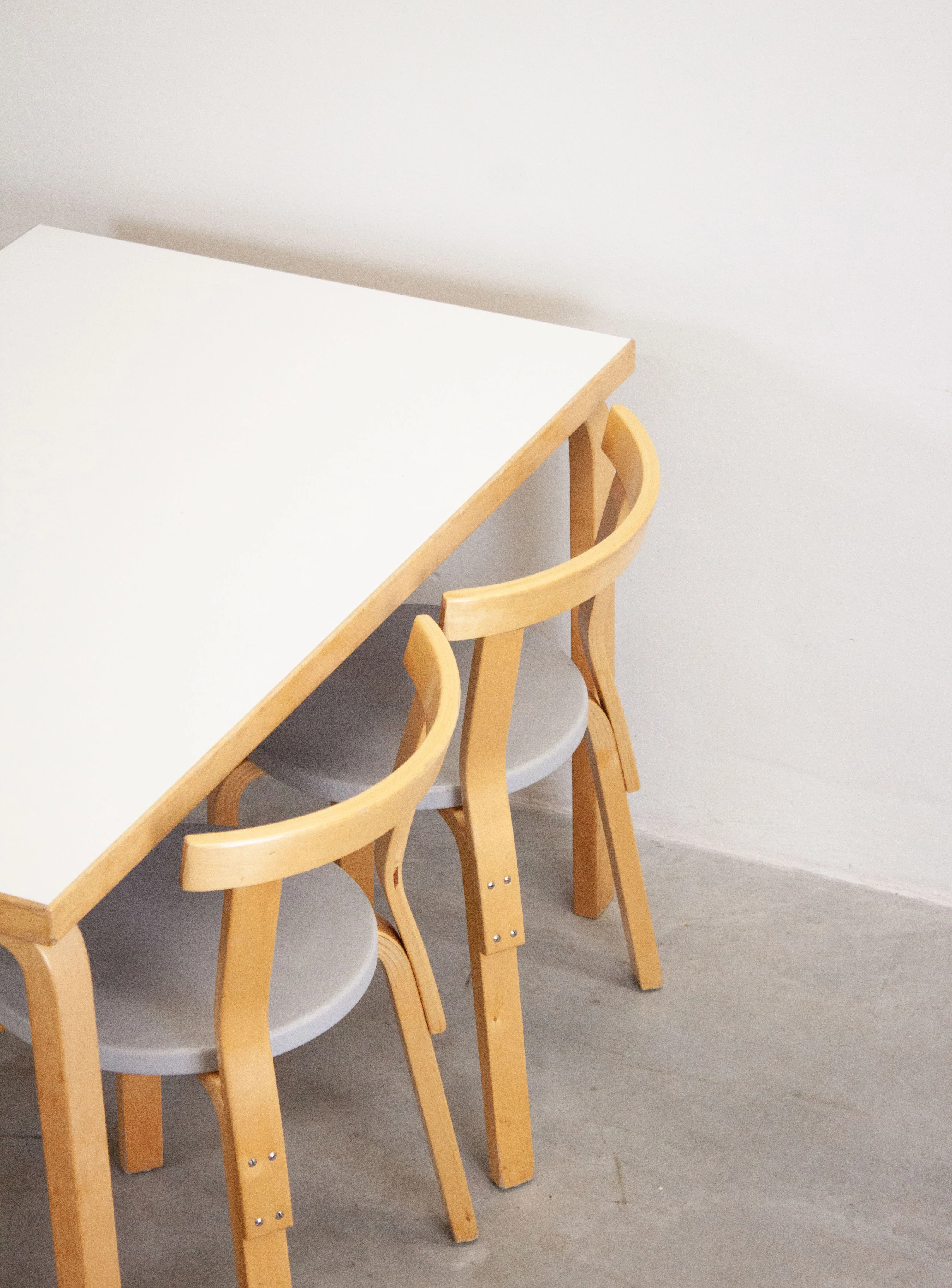 Artek Model 81B Dining Table by Alvar Aalto (White) - Image 20