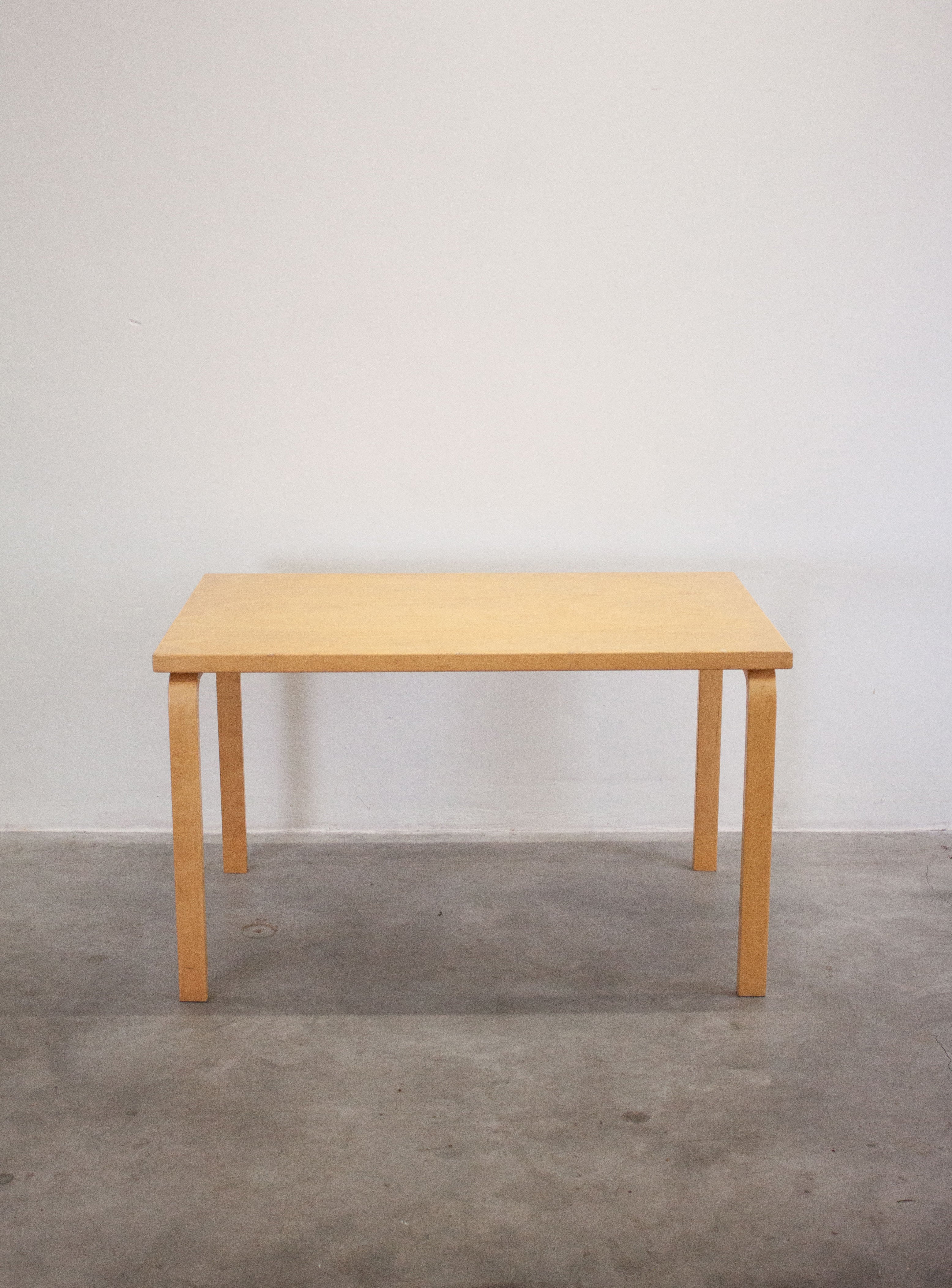 Artek Model 81B Dining Table by Alvar Aalto (Birch) - Image 3