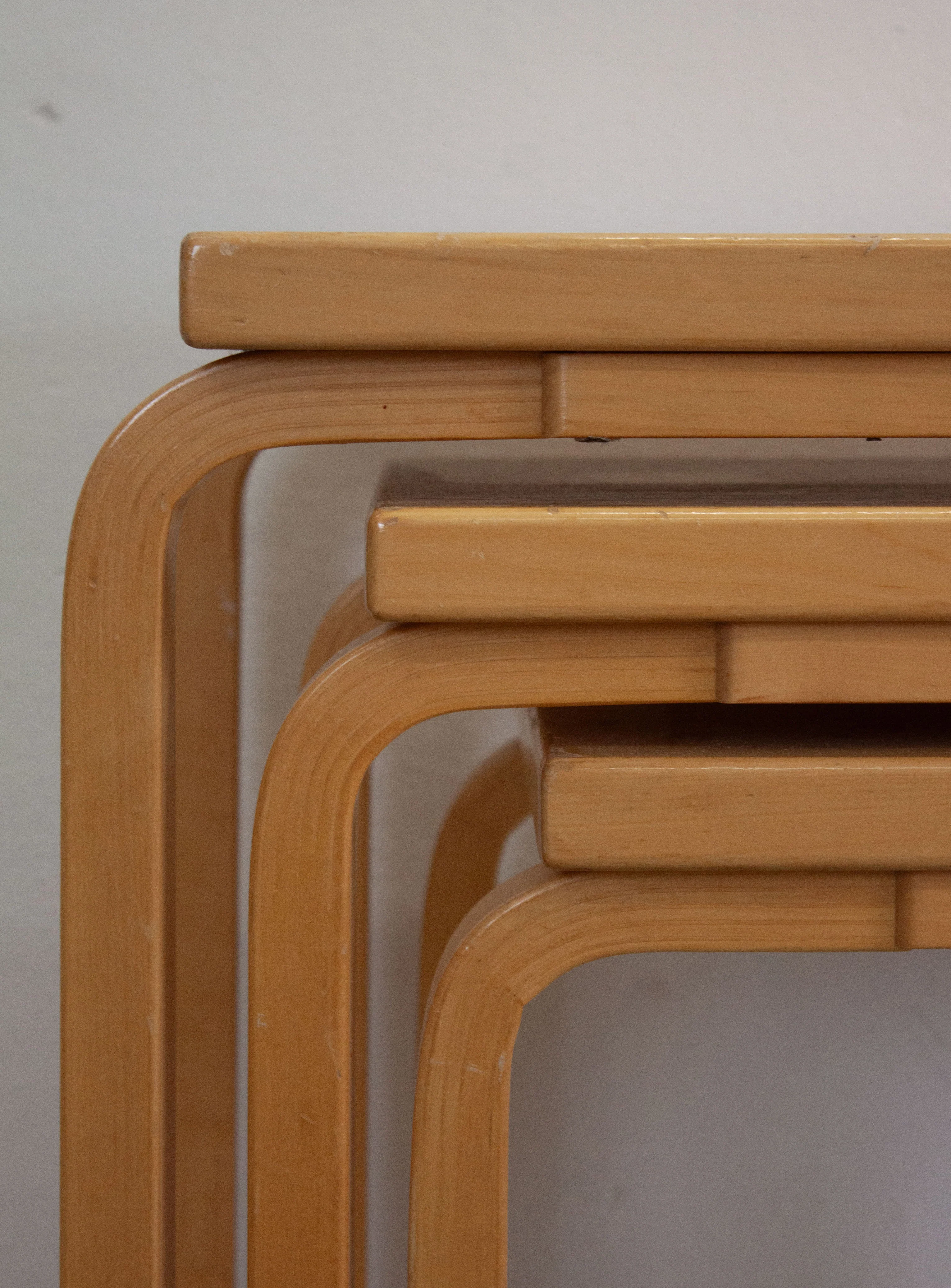 Artek Model 88 Nesting Tables by Alvar Aalto - Image 17