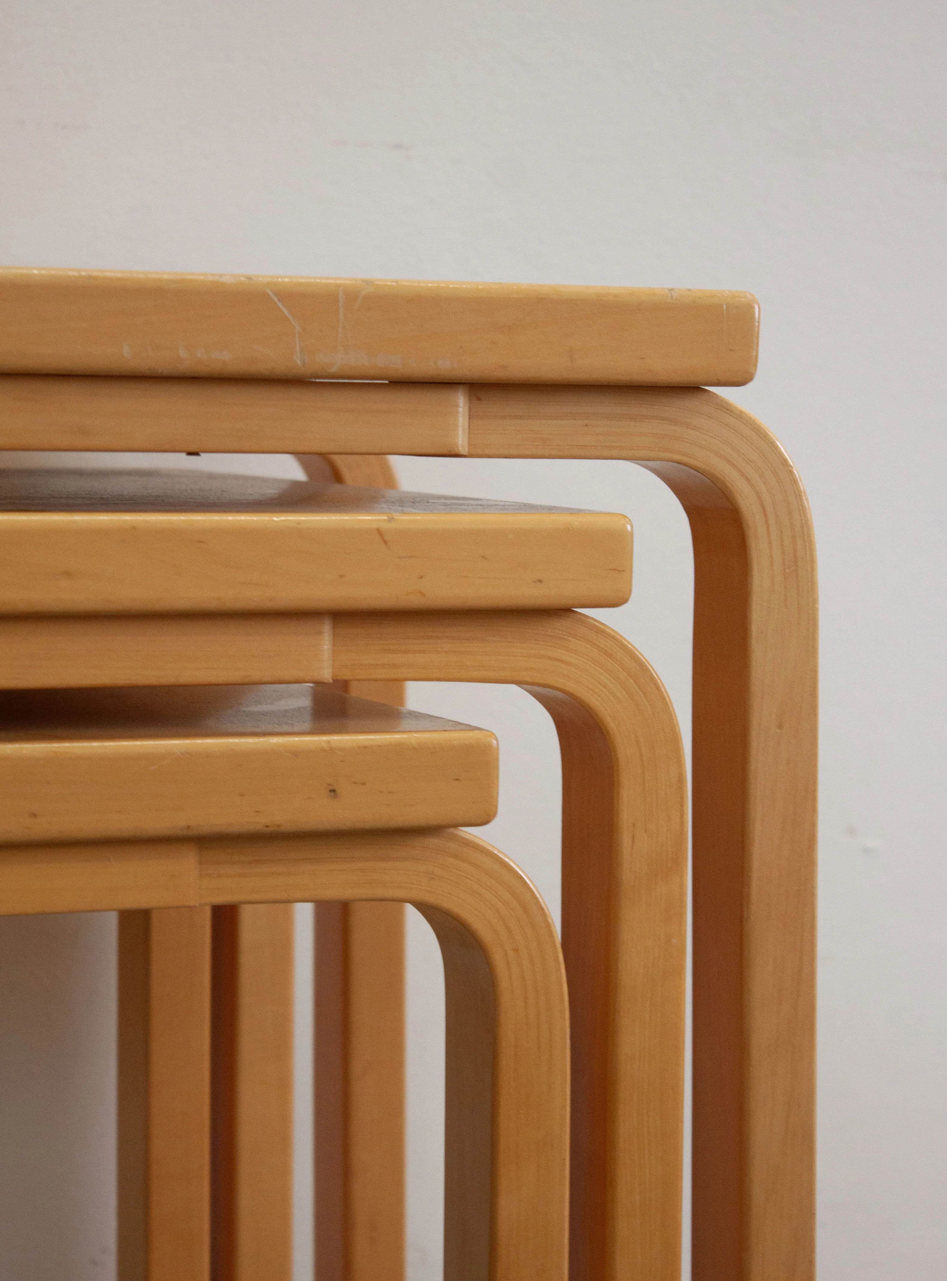 Artek Model 88 Nesting Tables by Alvar Aalto - Image 18