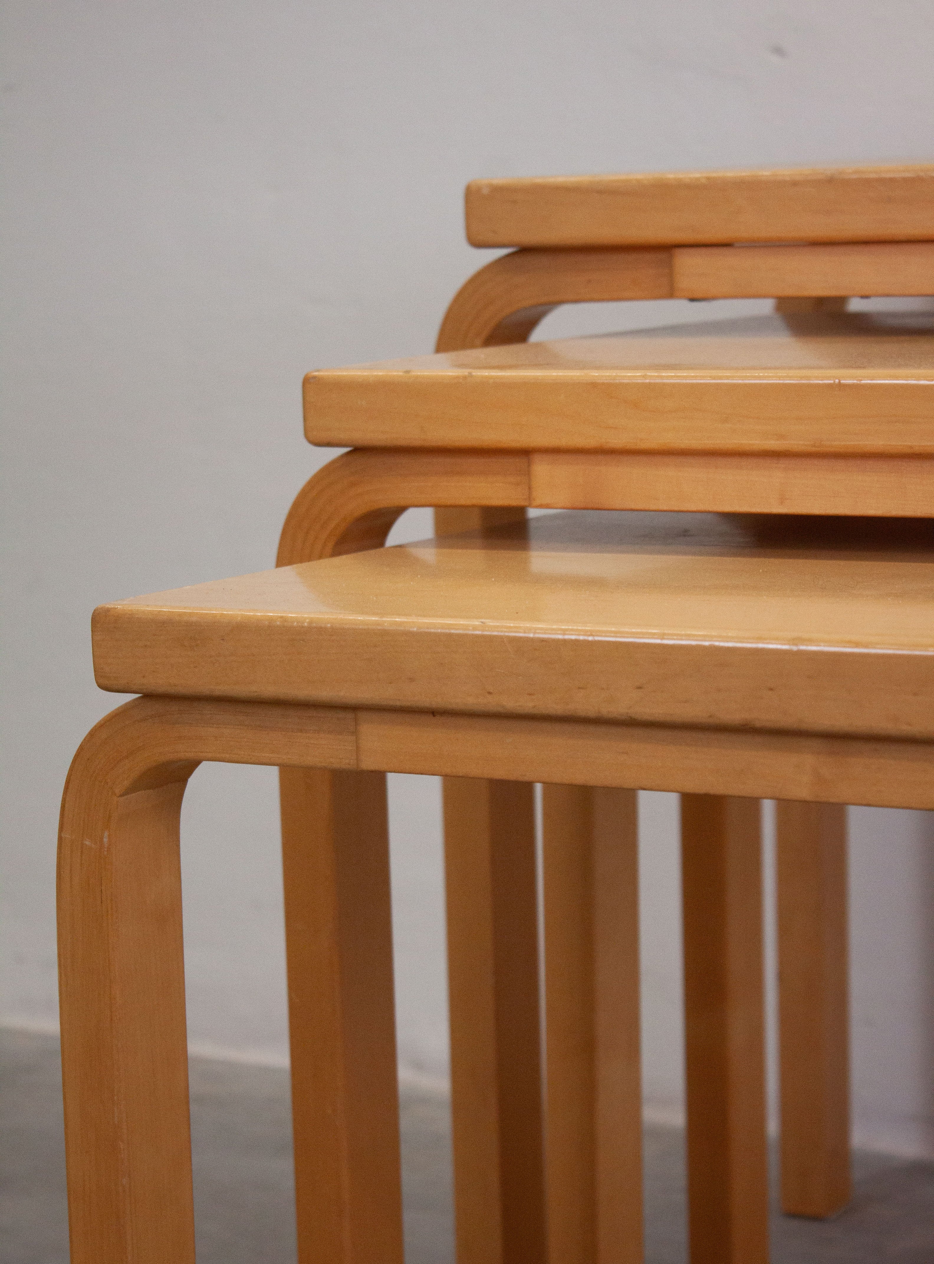 Artek Model 88 Nesting Tables by Alvar Aalto - Image 25