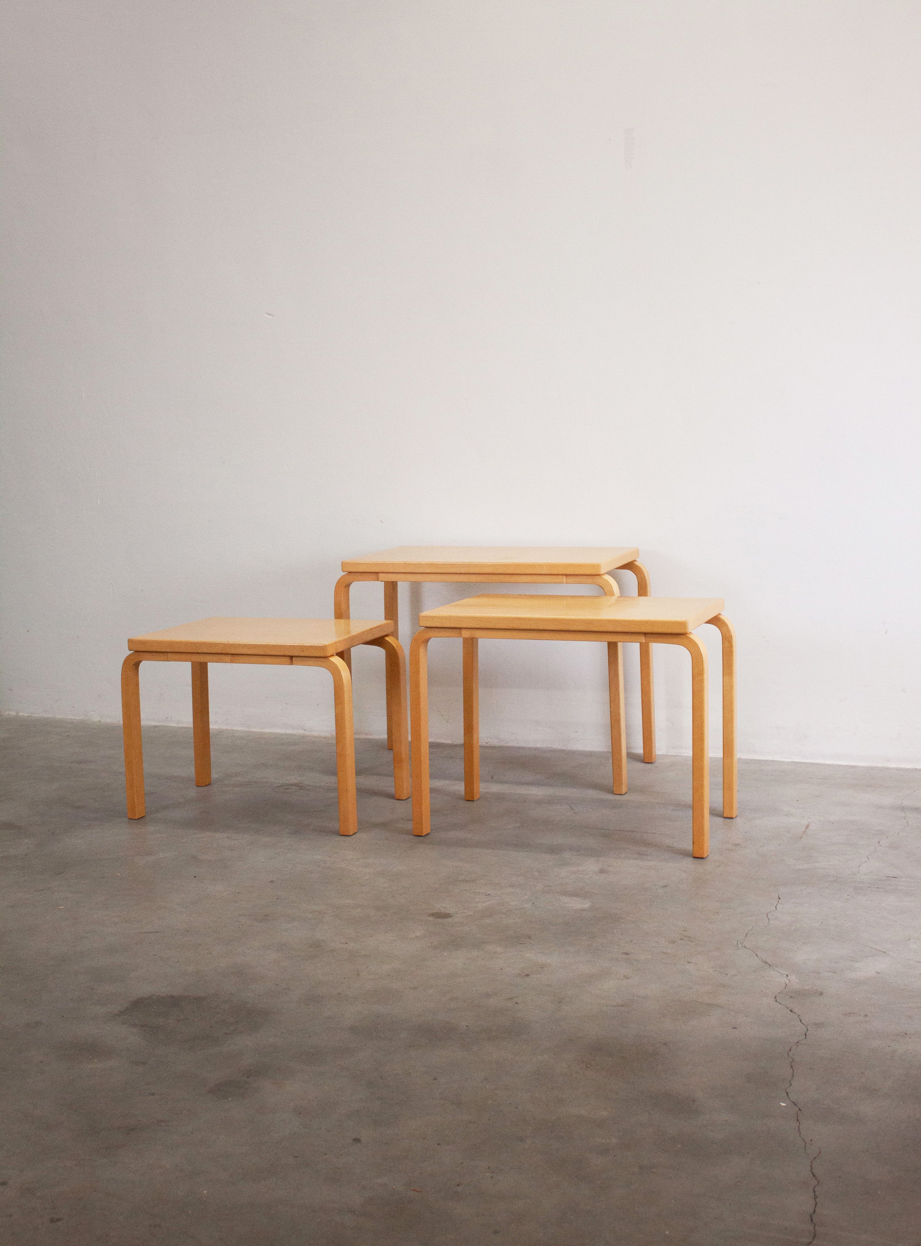 Artek Model 88 Nesting Tables by Alvar Aalto - Image 26
