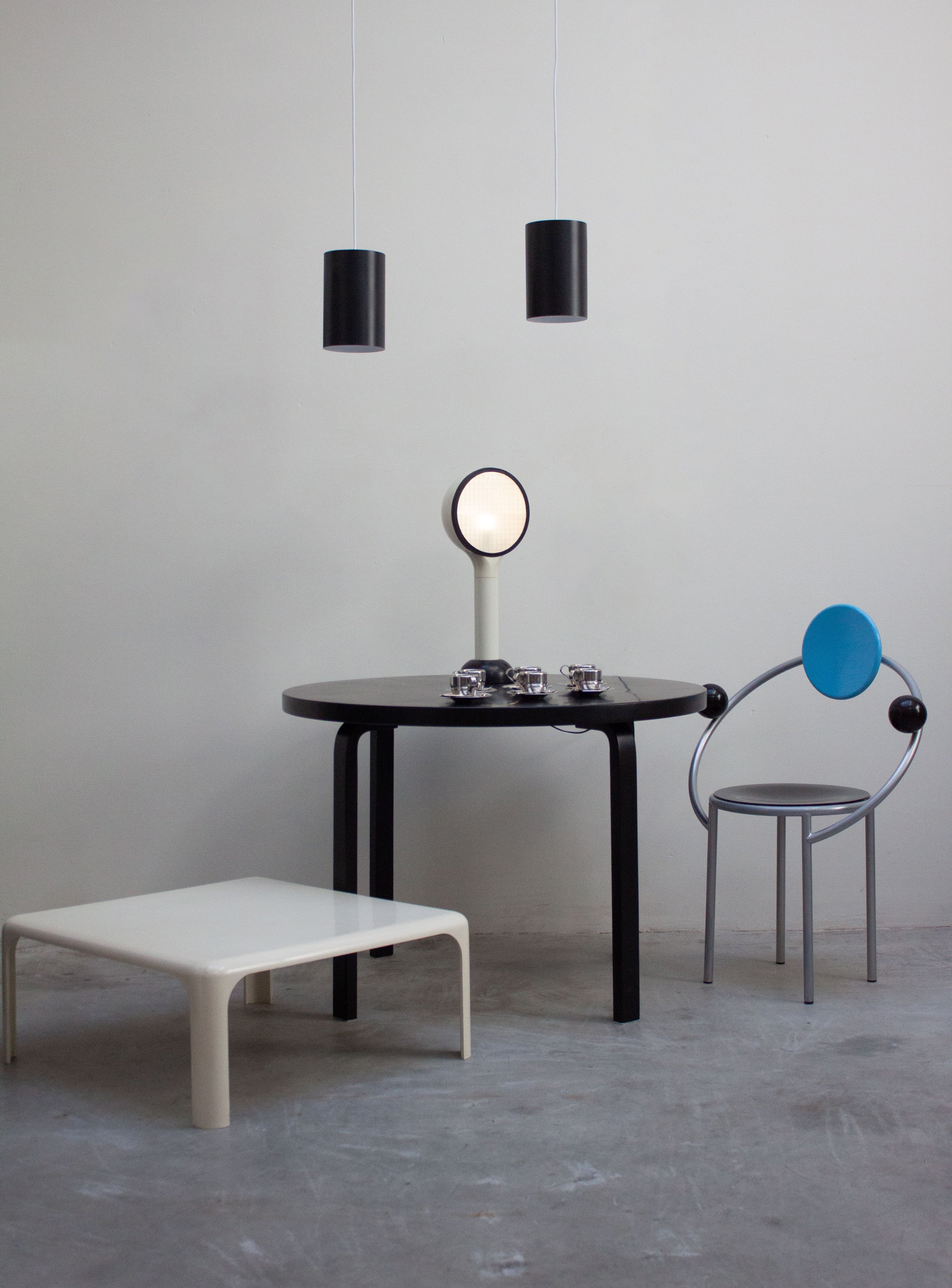 Artek 90A Round Dining Table by Alvar Aalto (Black) - Image 21