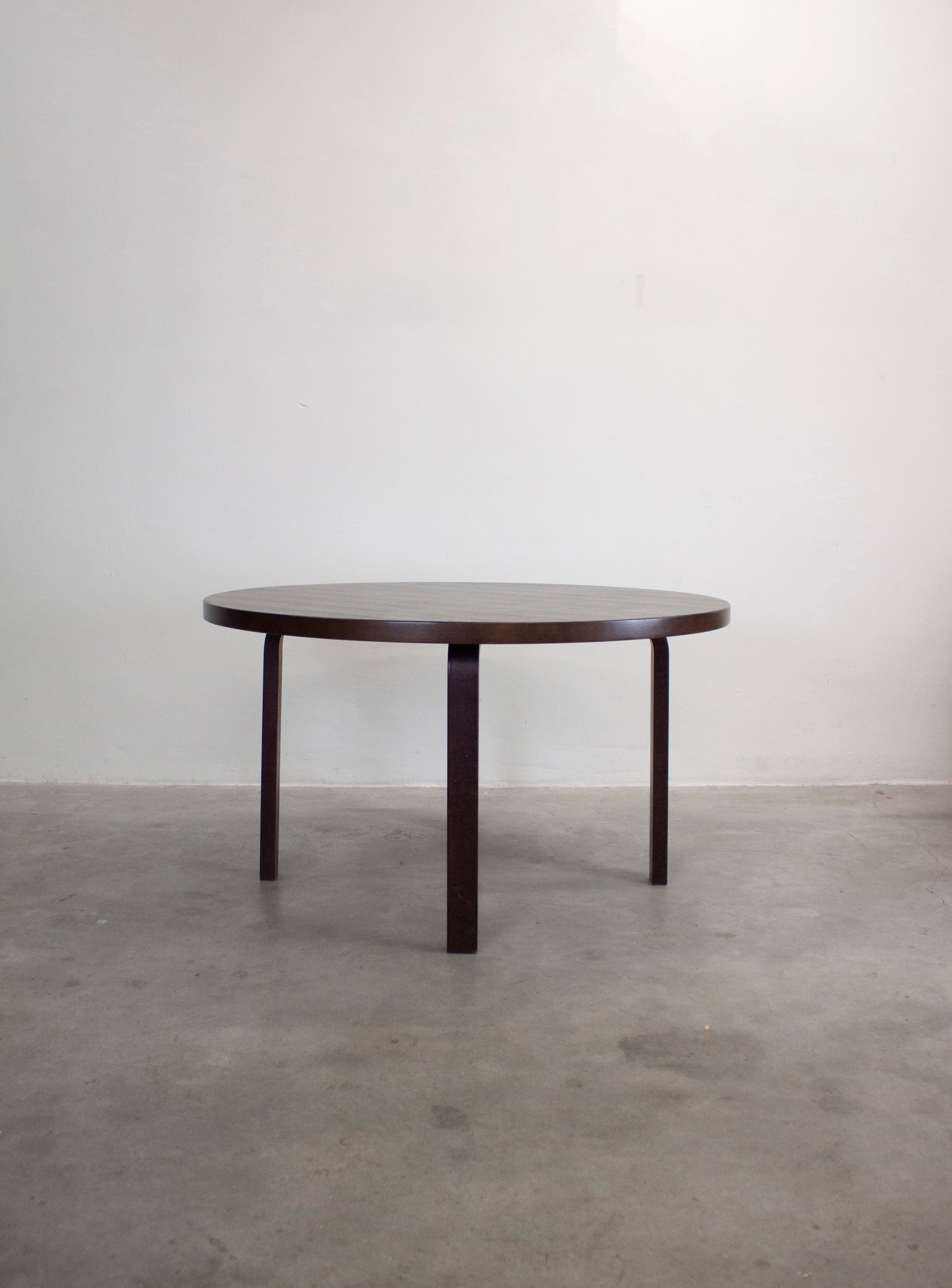 Artek Model 91 Dining Table by Alvar Aalto - Image 7