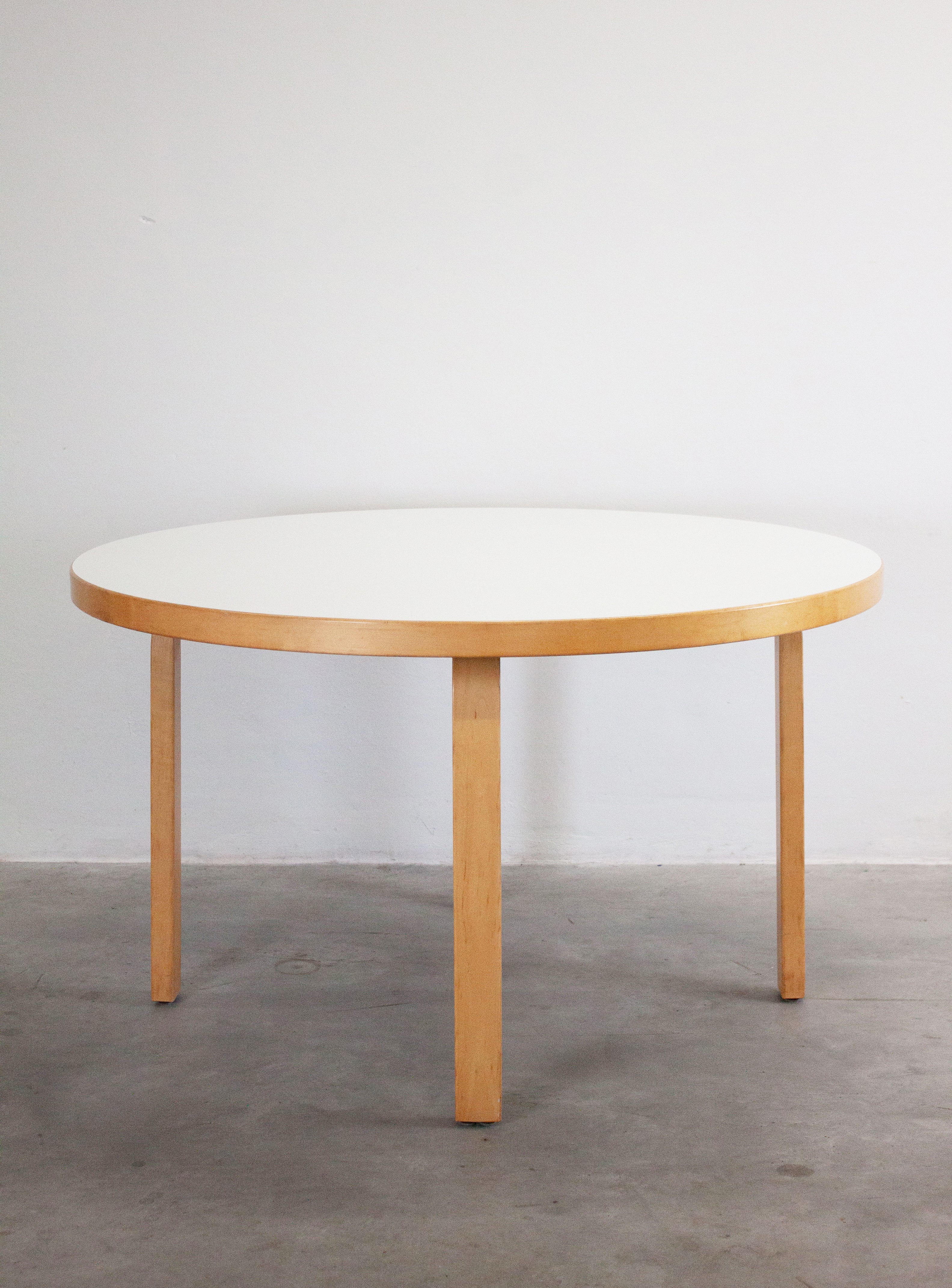Artek Model 91 Dining Table by Alvar Aalto (White) - Image 6