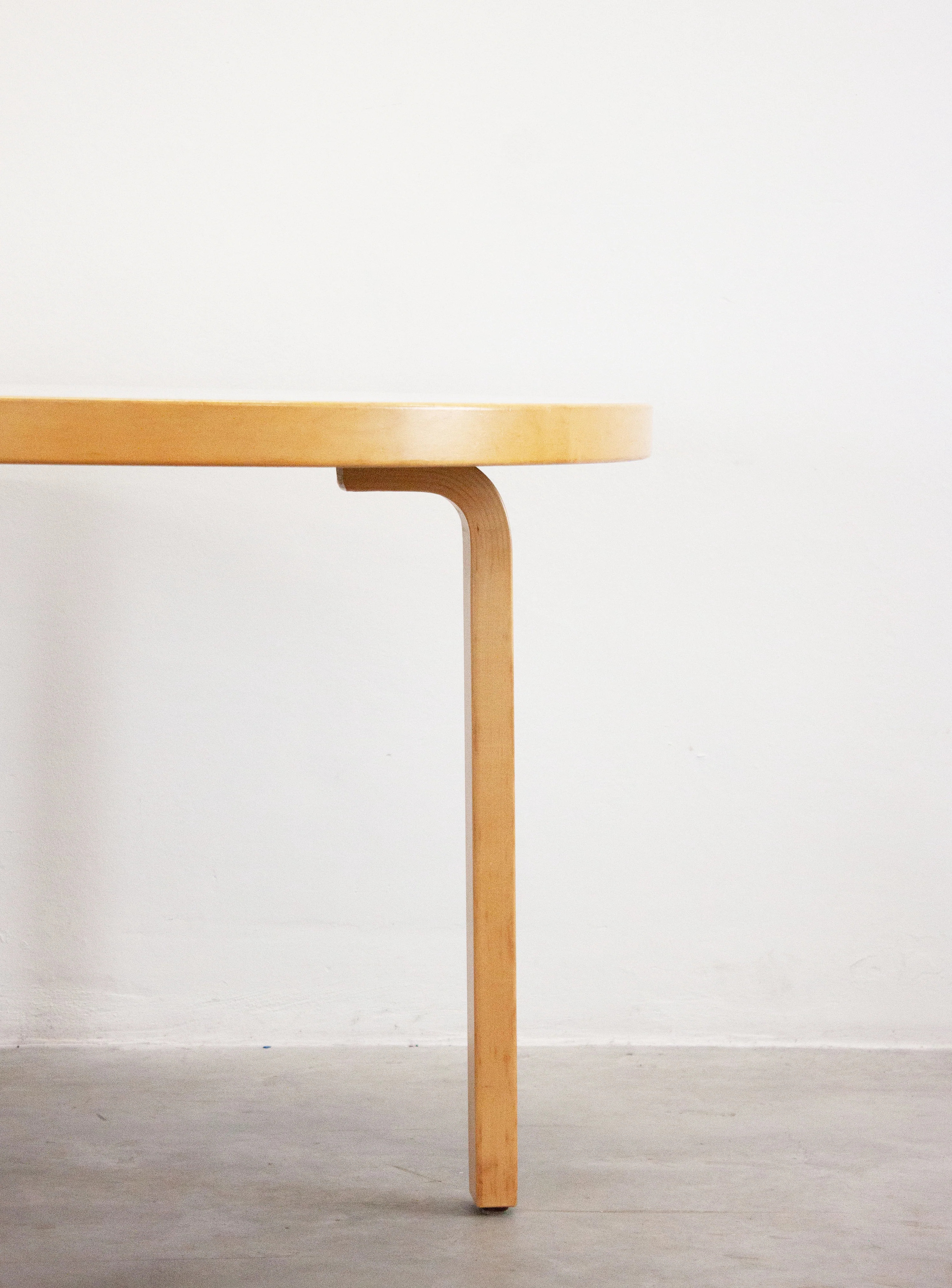 Artek Model 91 Dining Table by Alvar Aalto (White) - Image 9