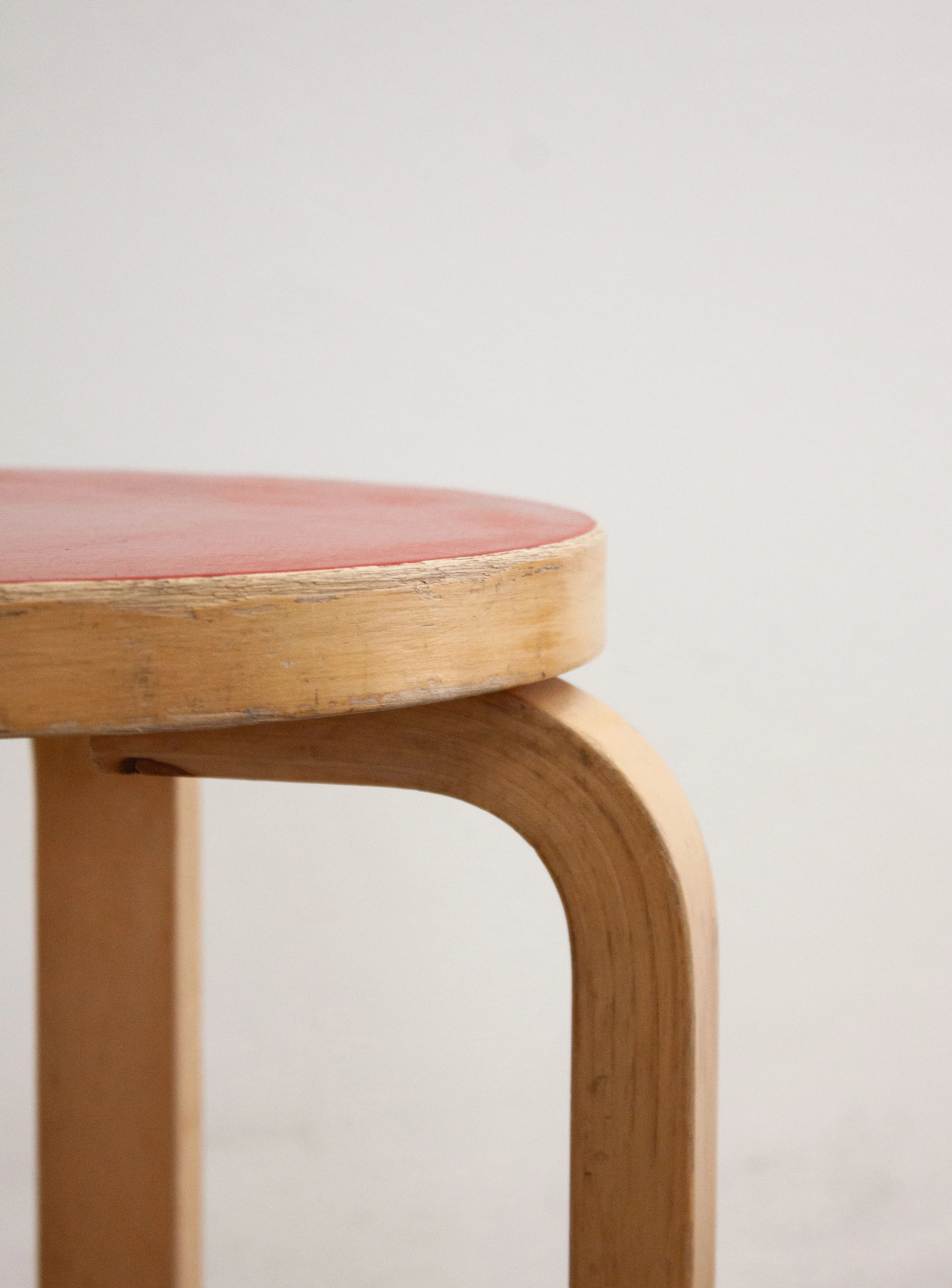Artek Model E60 Stool by Alvar Aalto (Red) - Image 8