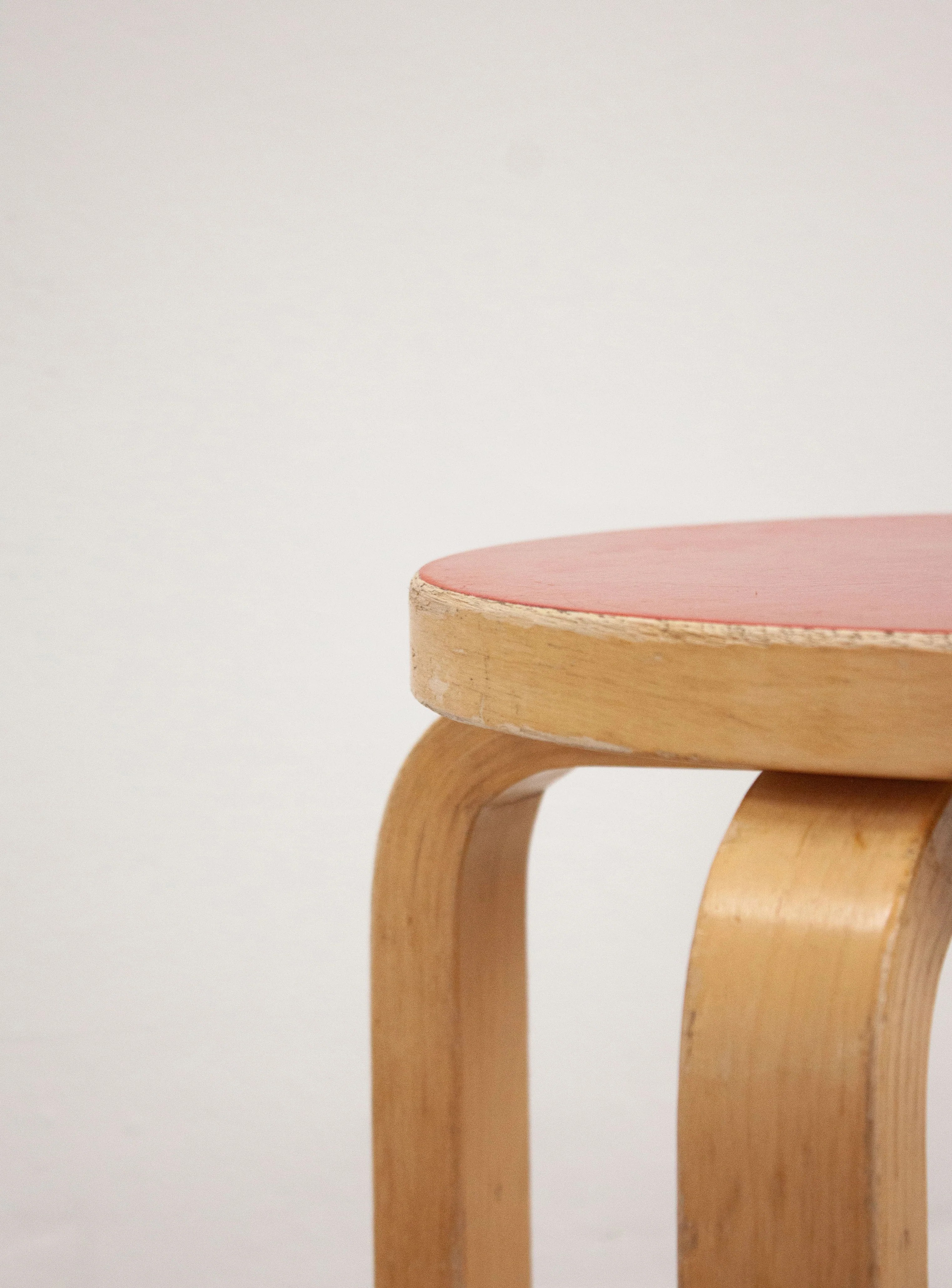 Artek Model E60 Stool by Alvar Aalto (Red) - Image 9