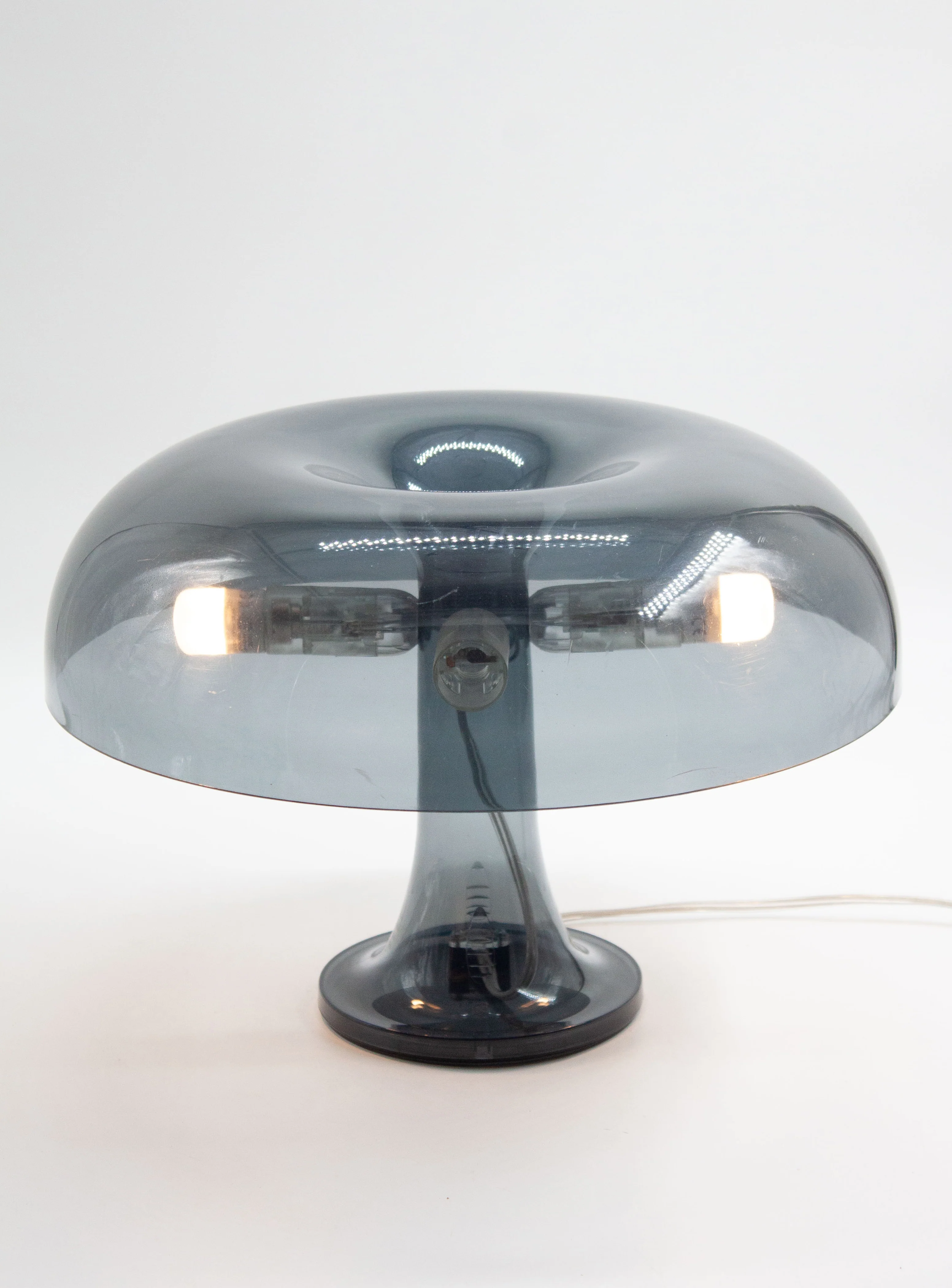 Artemide Nessino Table Lamp by Giancarlo Mattioli (Translucent Grey) - Image 12