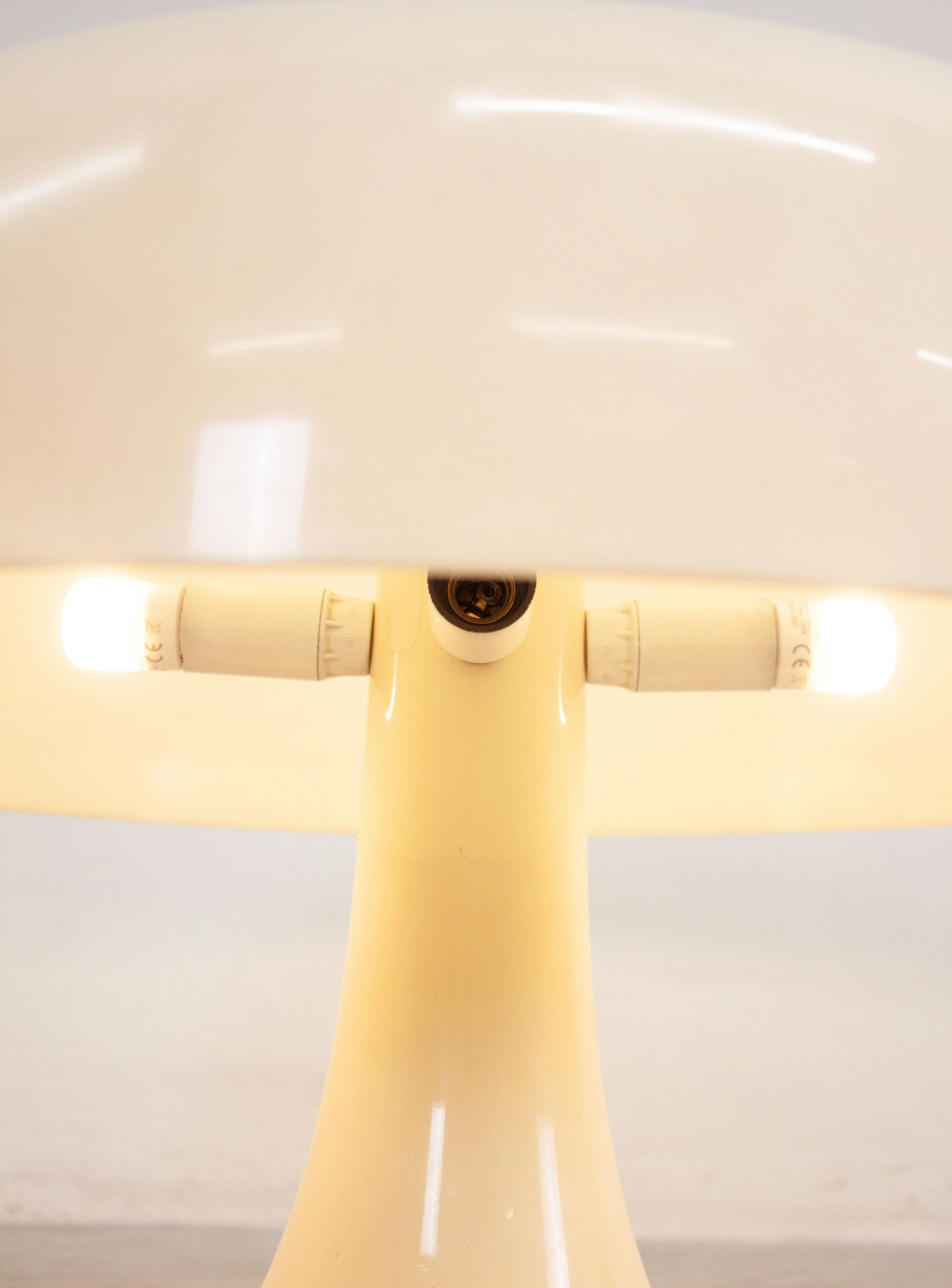 Artemide Nesso Lamp by Giancarlo Mattioli (Off White) - Image 11