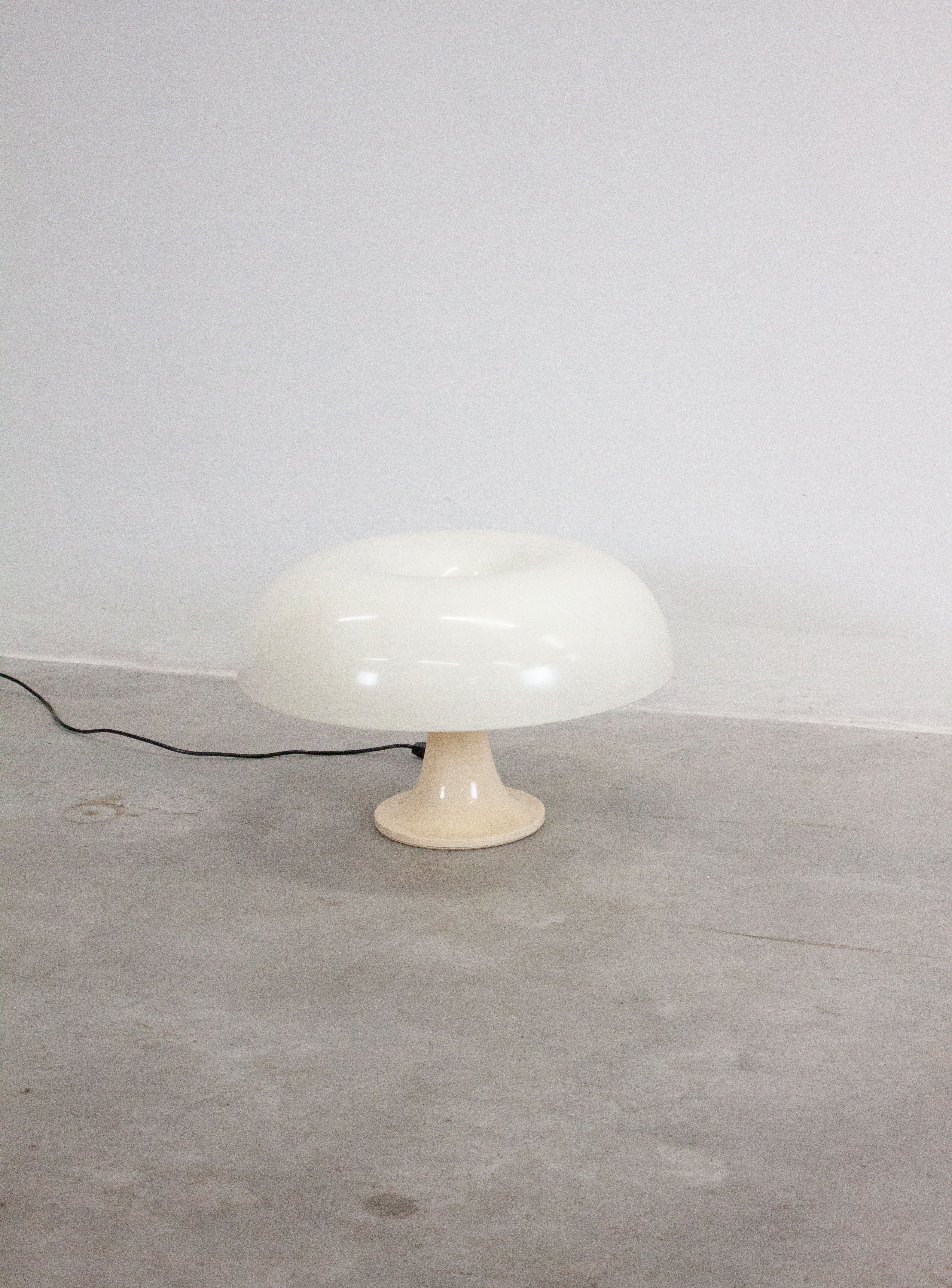 Artemide Nesso Lamp by Giancarlo Mattioli (Off White) - Image 16