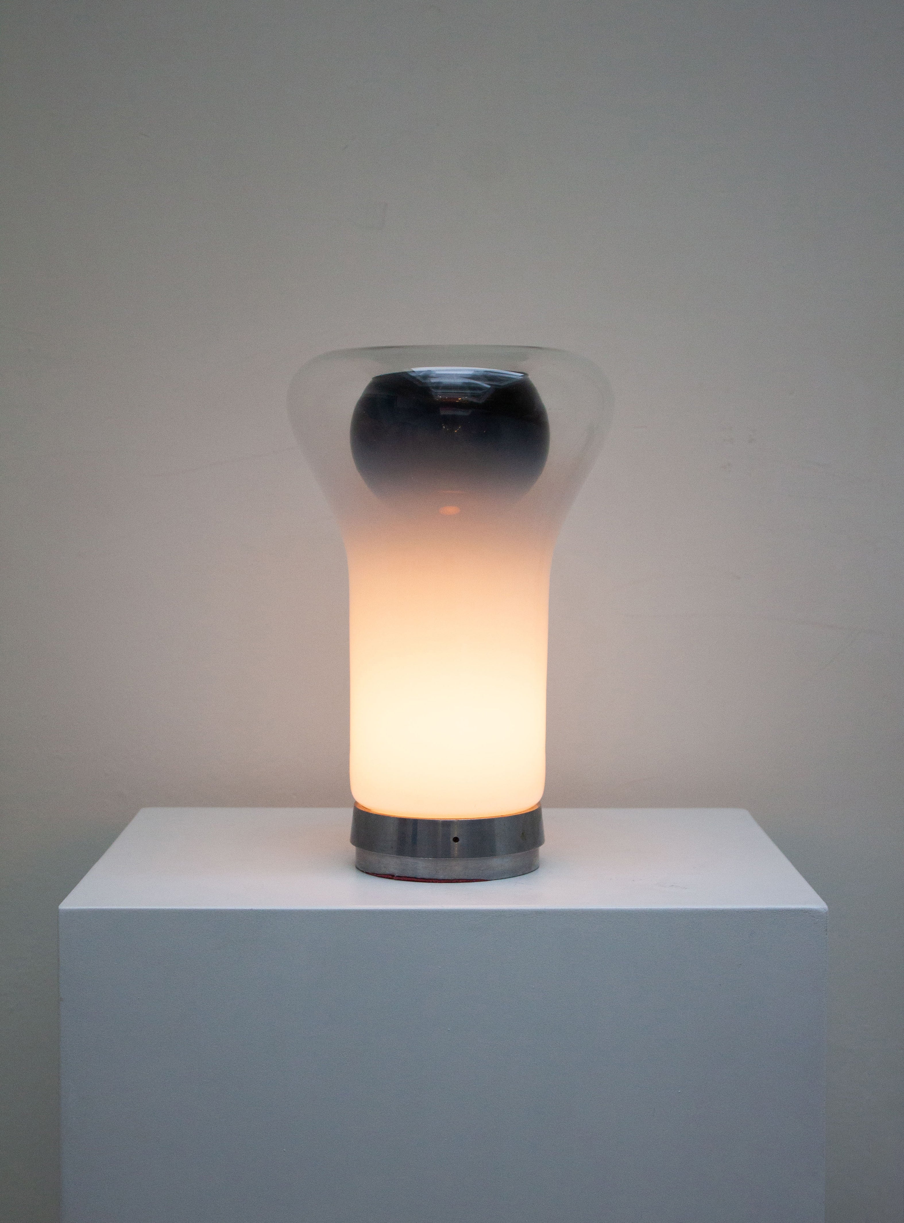 Artemide Saffo Desk Lamp by Angelo Mangiarotti - Image 5