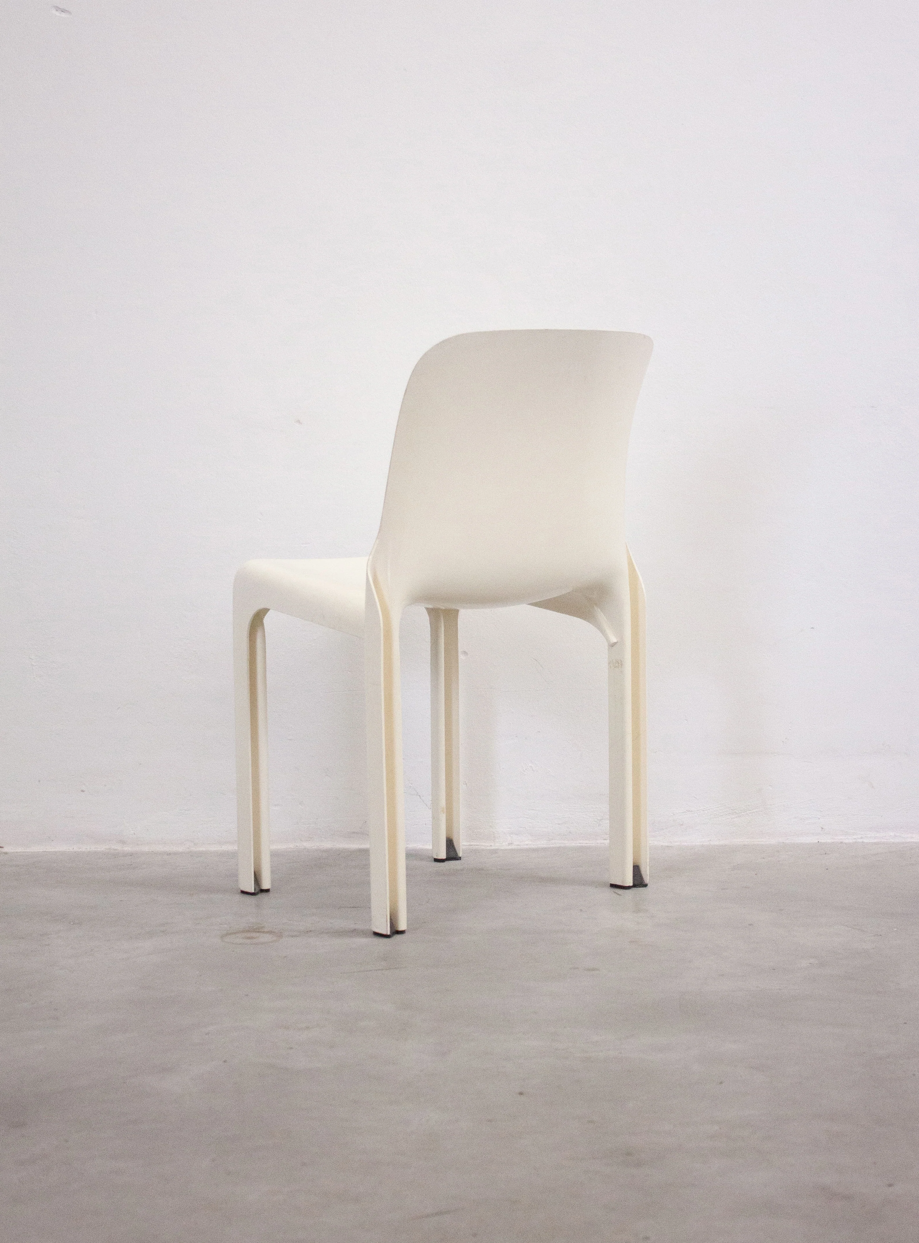 Artemide Selene Dining Chair by Vico Magistretti (White) - Image 25