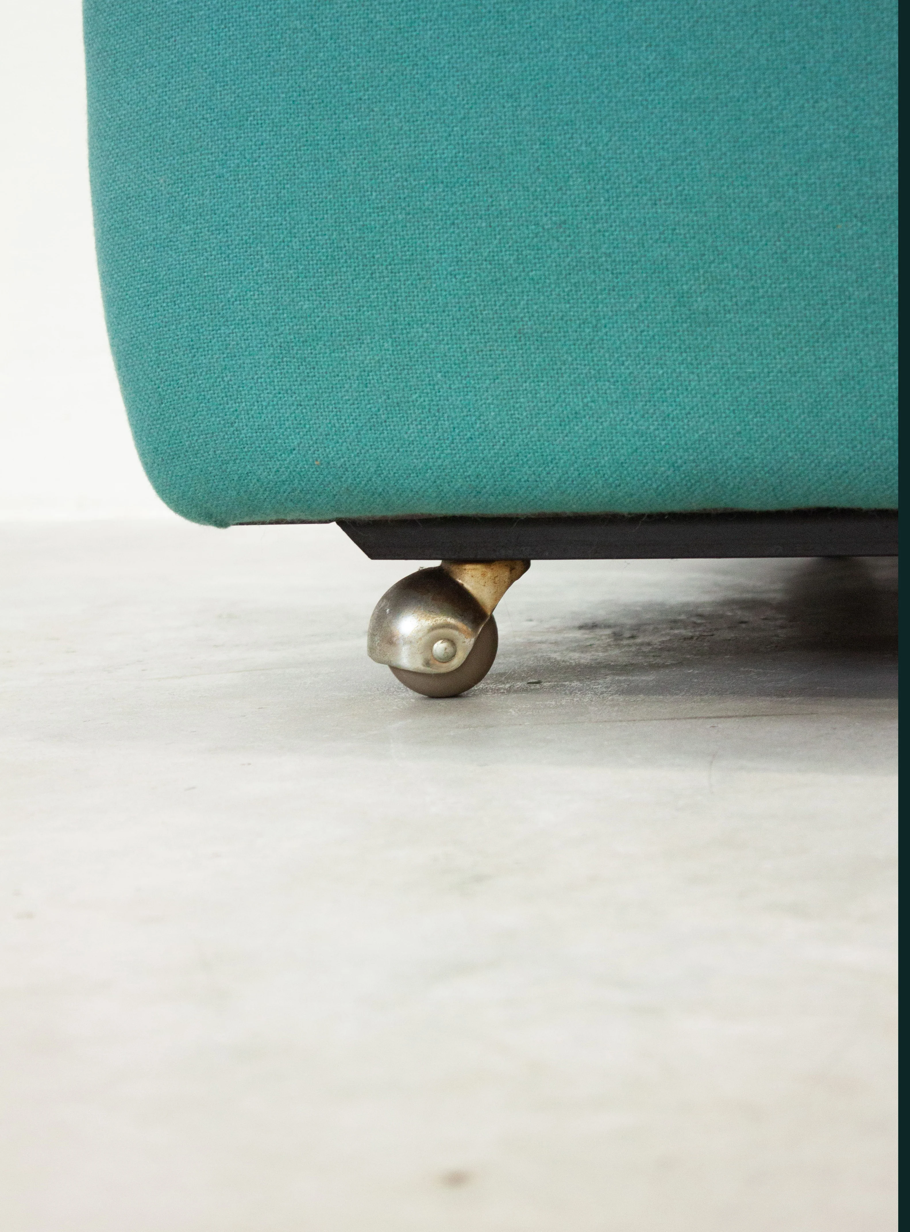 Artifort ABCD Lounge Chair by Pierre Paulin (Teal) - Image 9