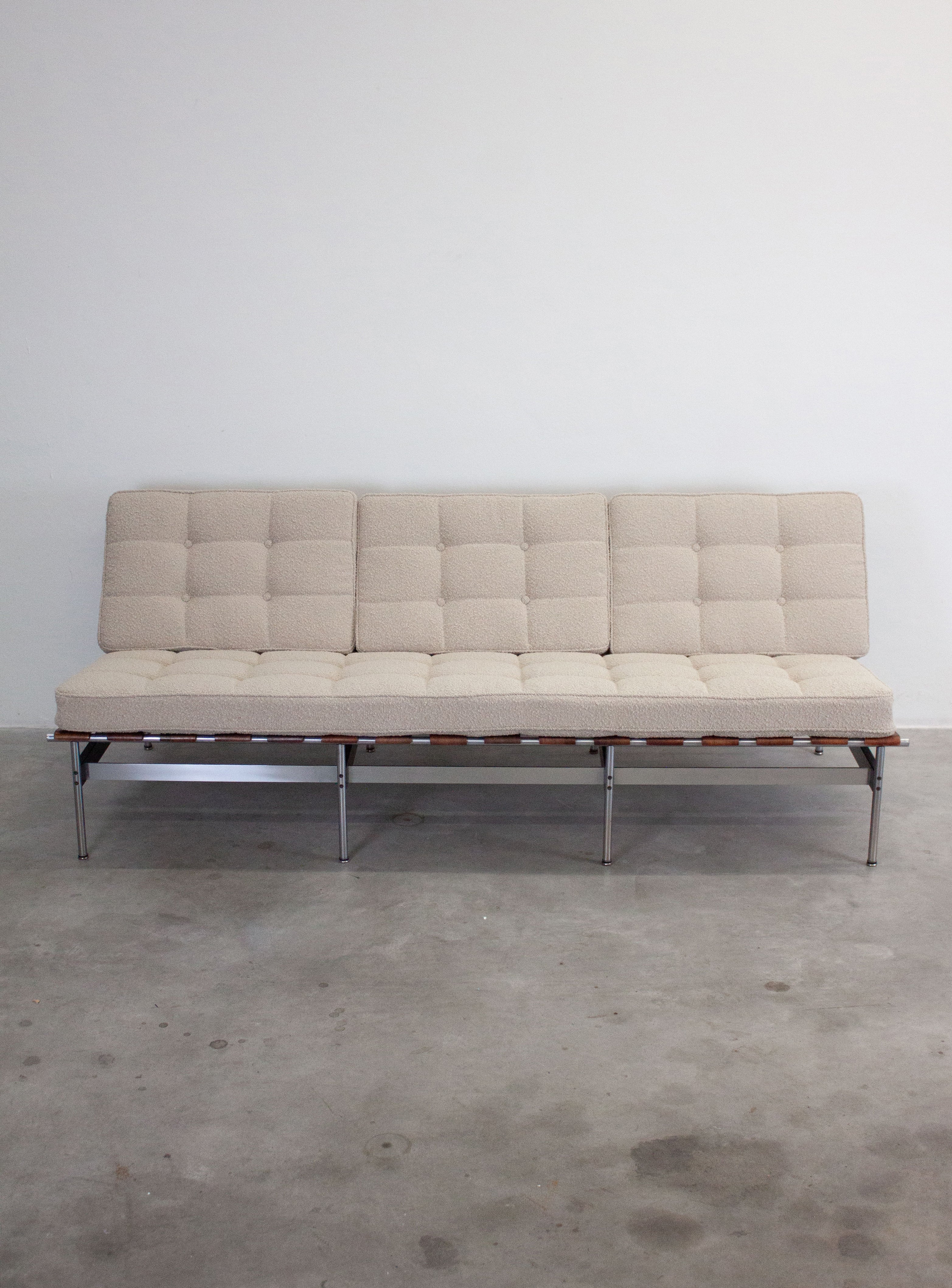 Artifort C416/3 Sofa by Kho Liang Ie (Bouclé) - Image 3