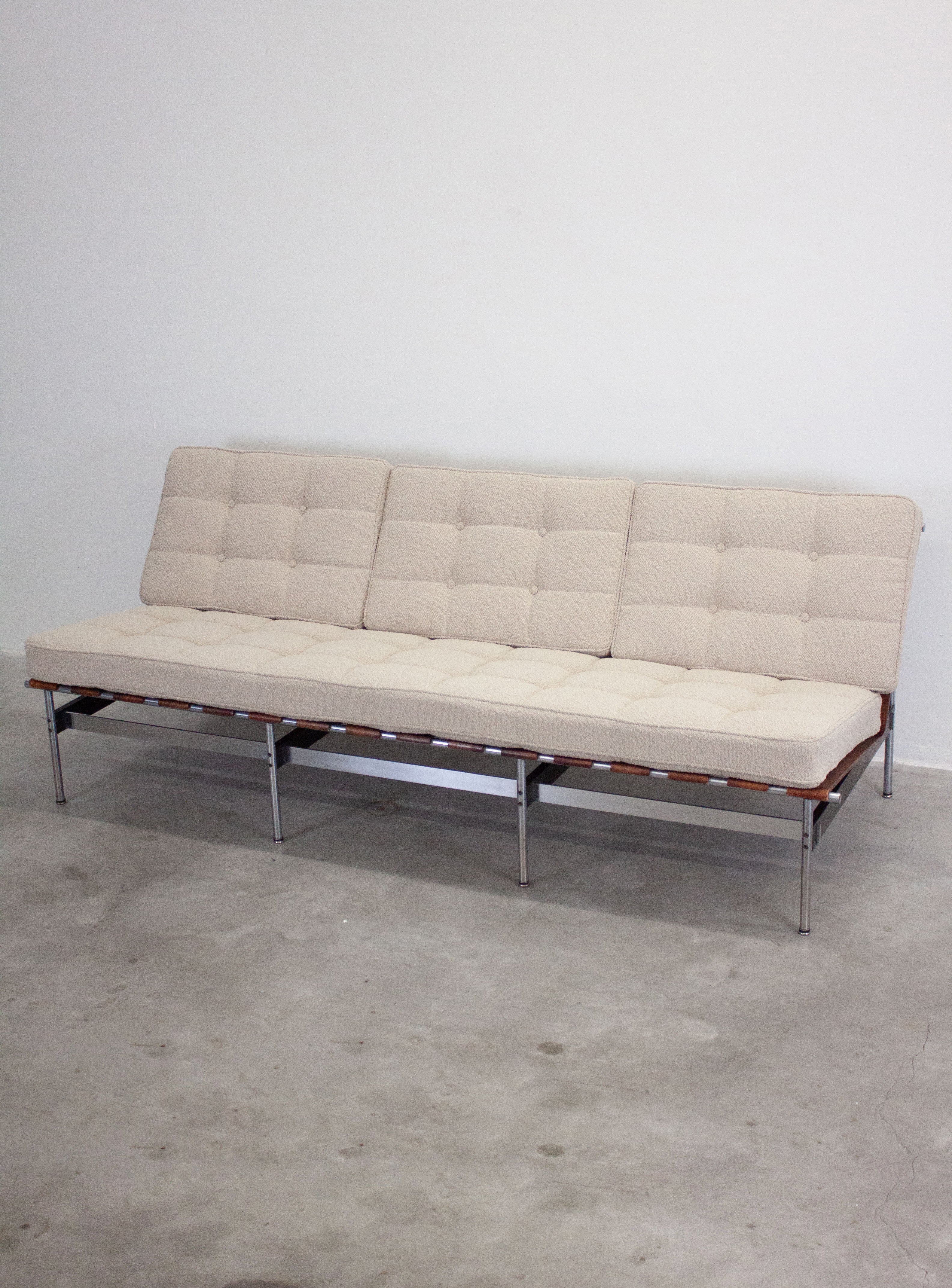 Artifort C416/3 Sofa by Kho Liang Ie (Bouclé) - Image 4
