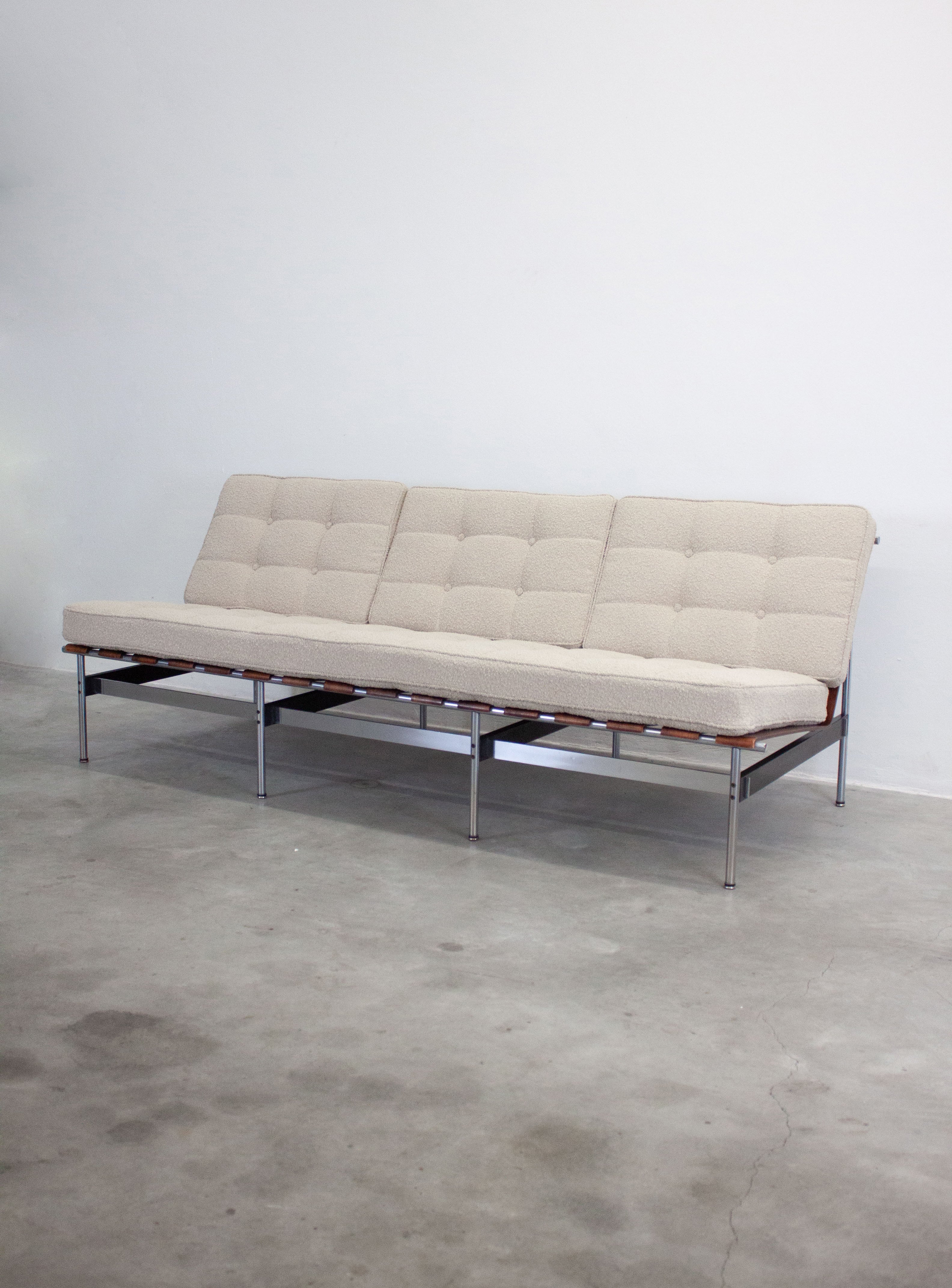 Artifort C416/3 Sofa by Kho Liang Ie (Bouclé) - Image 6