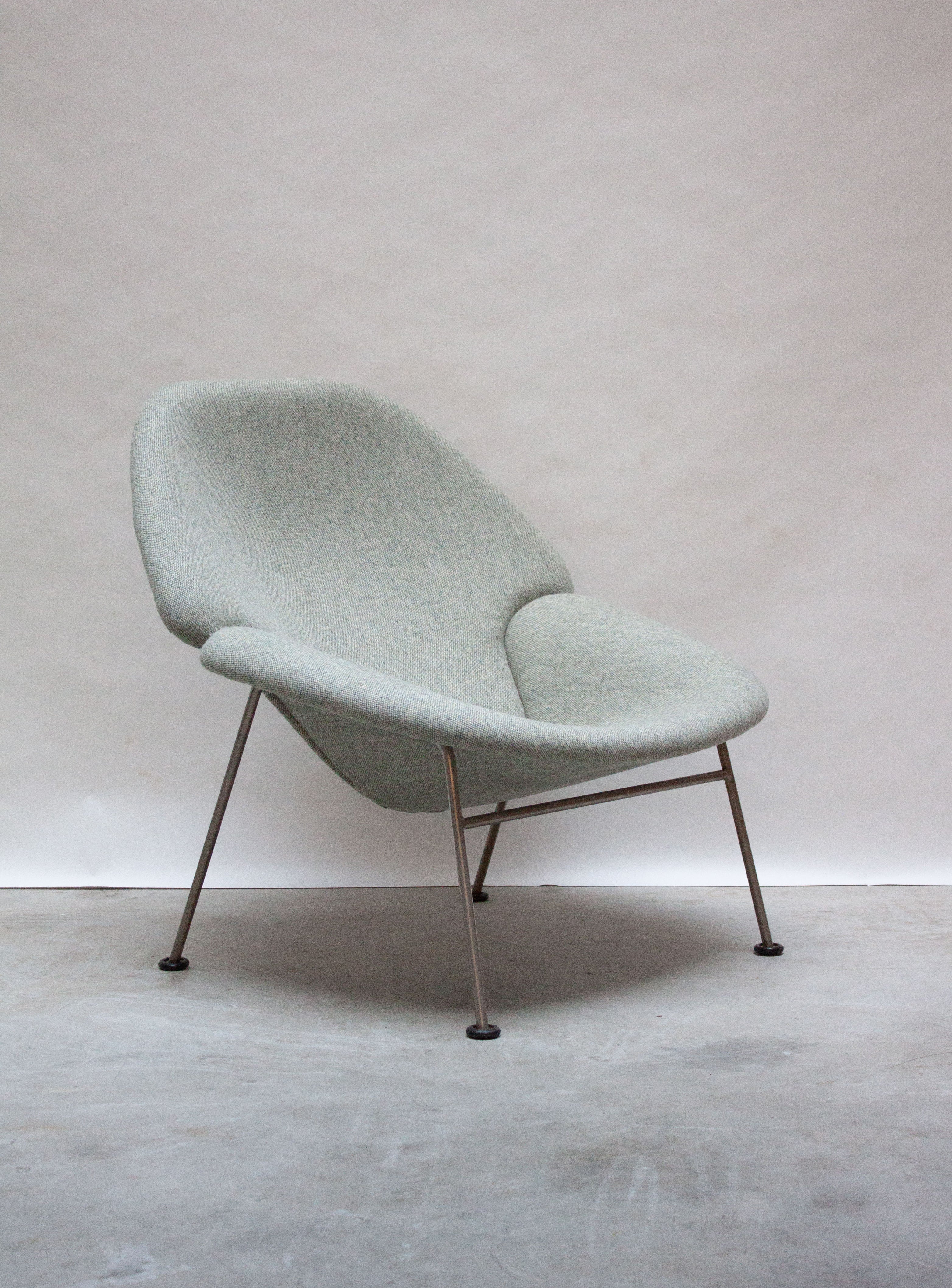 Artifort F555 Lounge Chair & Ottoman by Pierre Paulin - Image 11