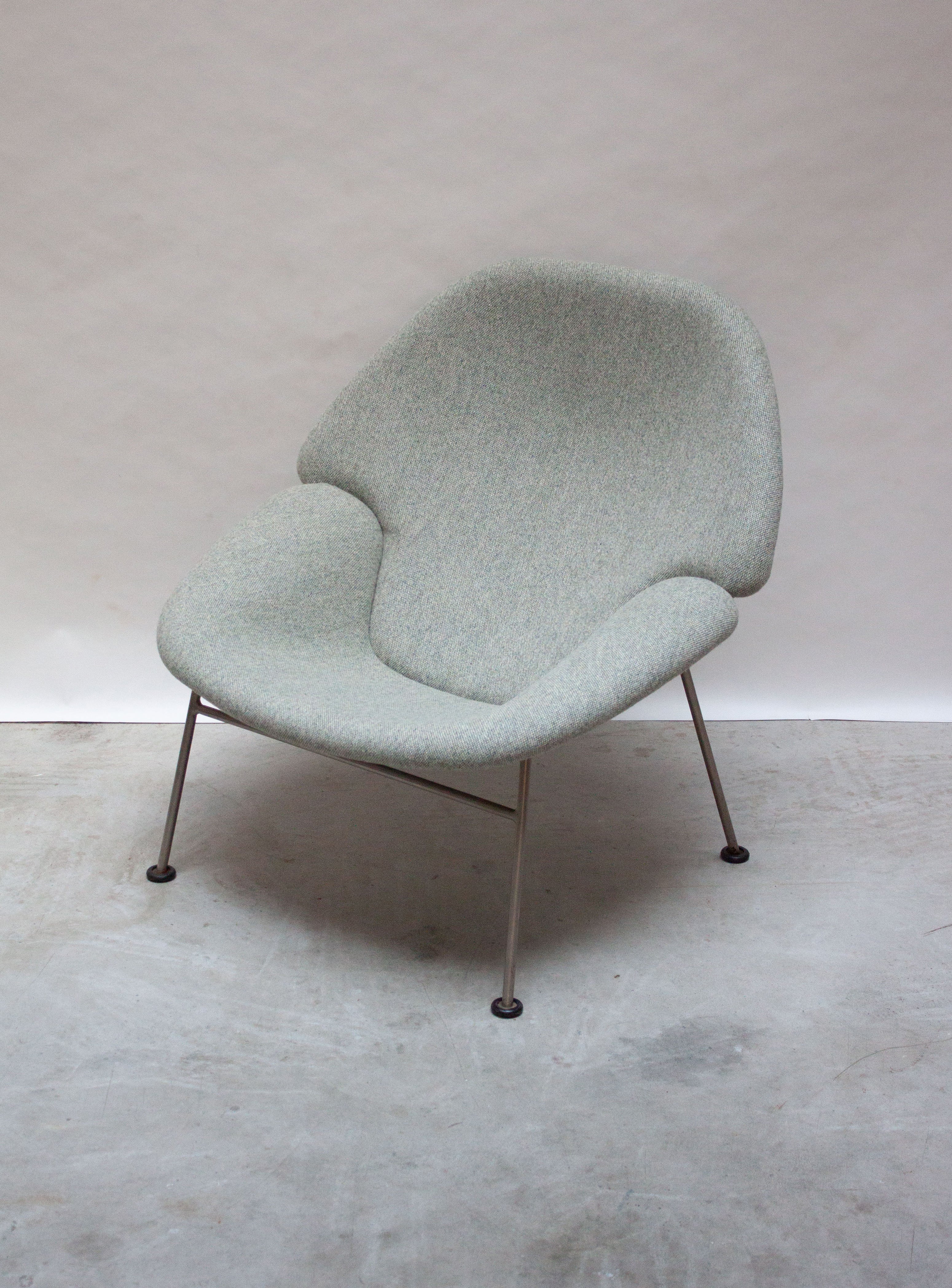 Artifort F555 Lounge Chair & Ottoman by Pierre Paulin - Image 16