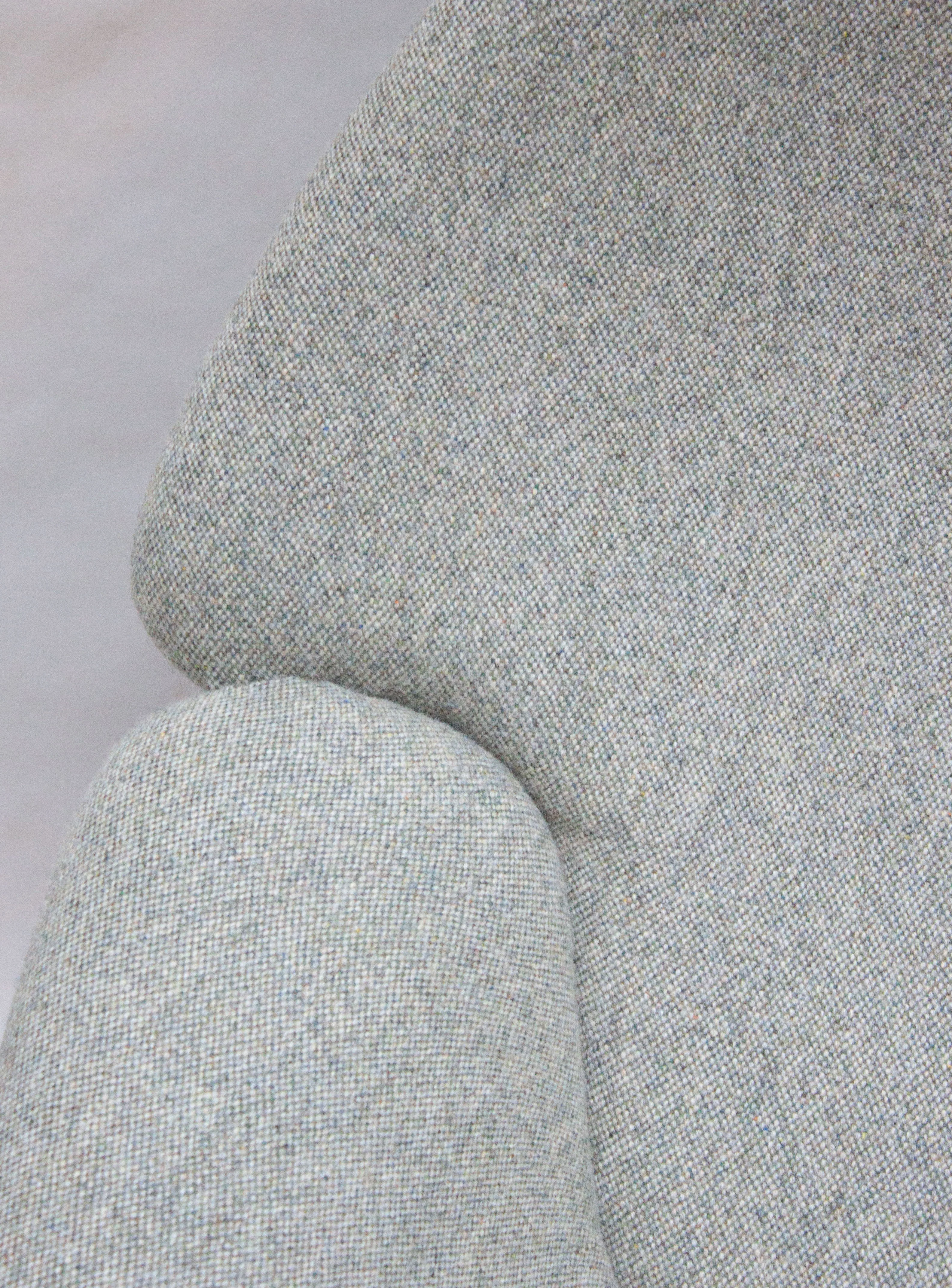 Artifort F555 Lounge Chair & Ottoman by Pierre Paulin - Image 26