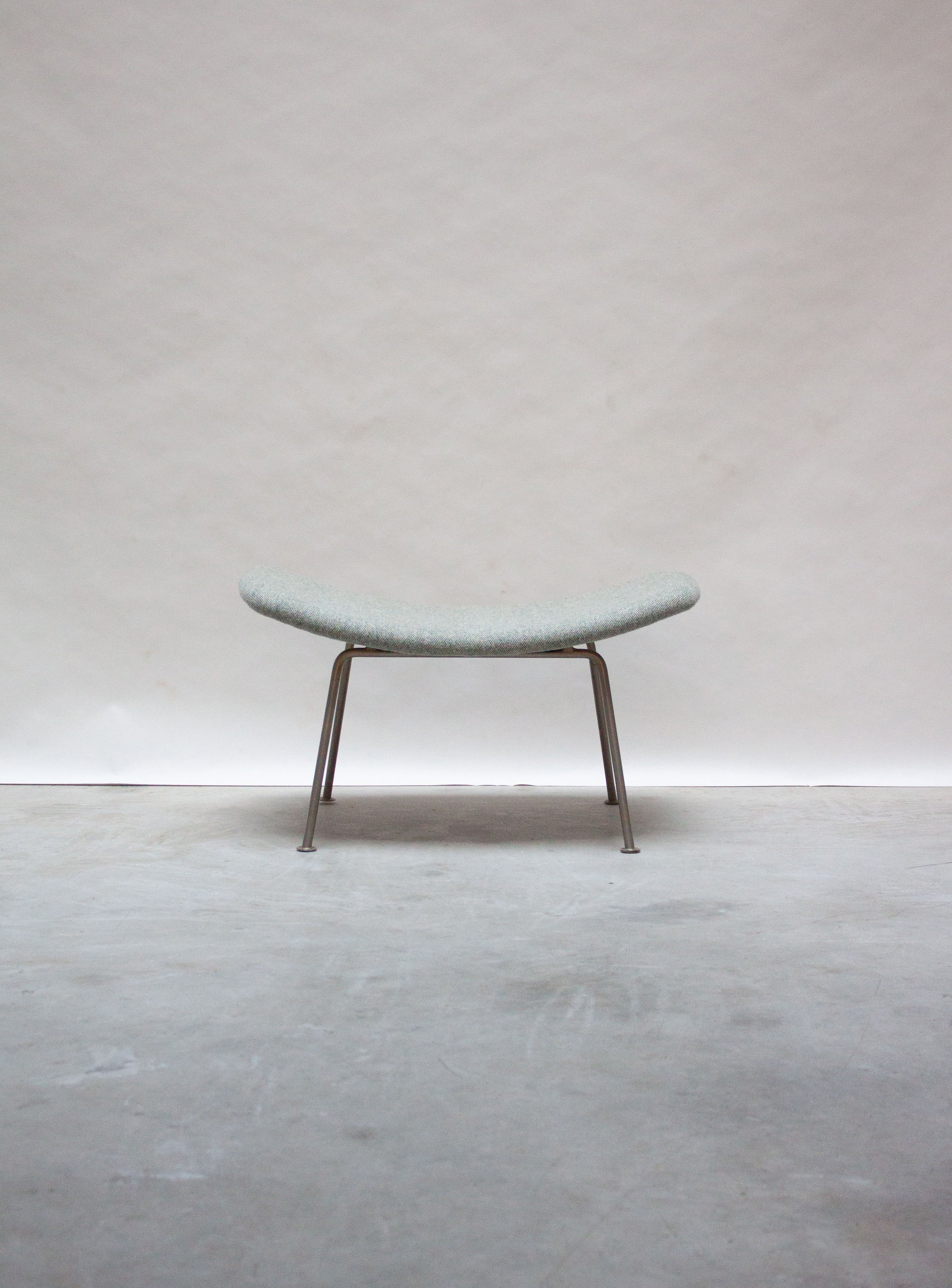 Artifort F555 Lounge Chair & Ottoman by Pierre Paulin - Image 31