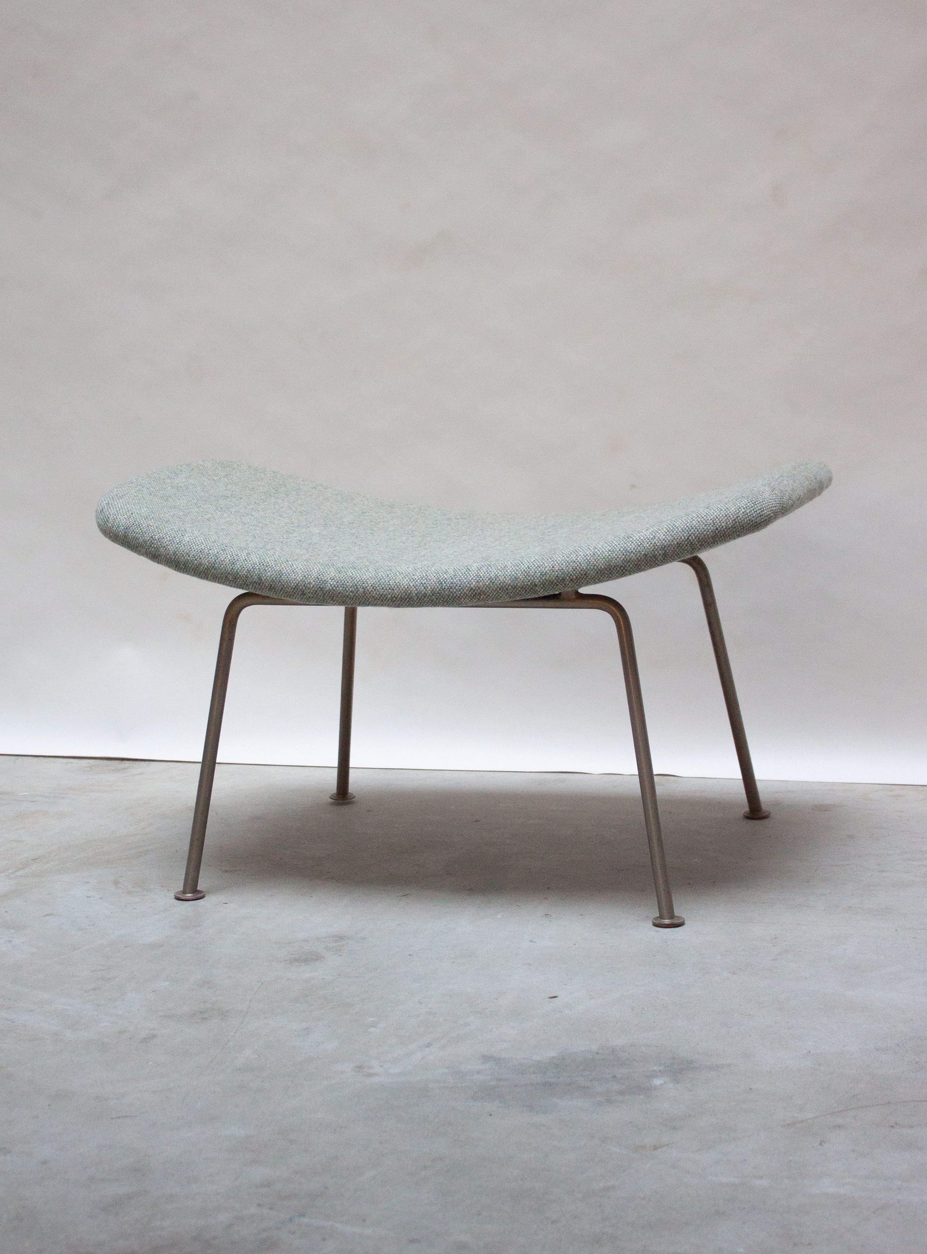 Artifort F555 Lounge Chair & Ottoman by Pierre Paulin - Image 33