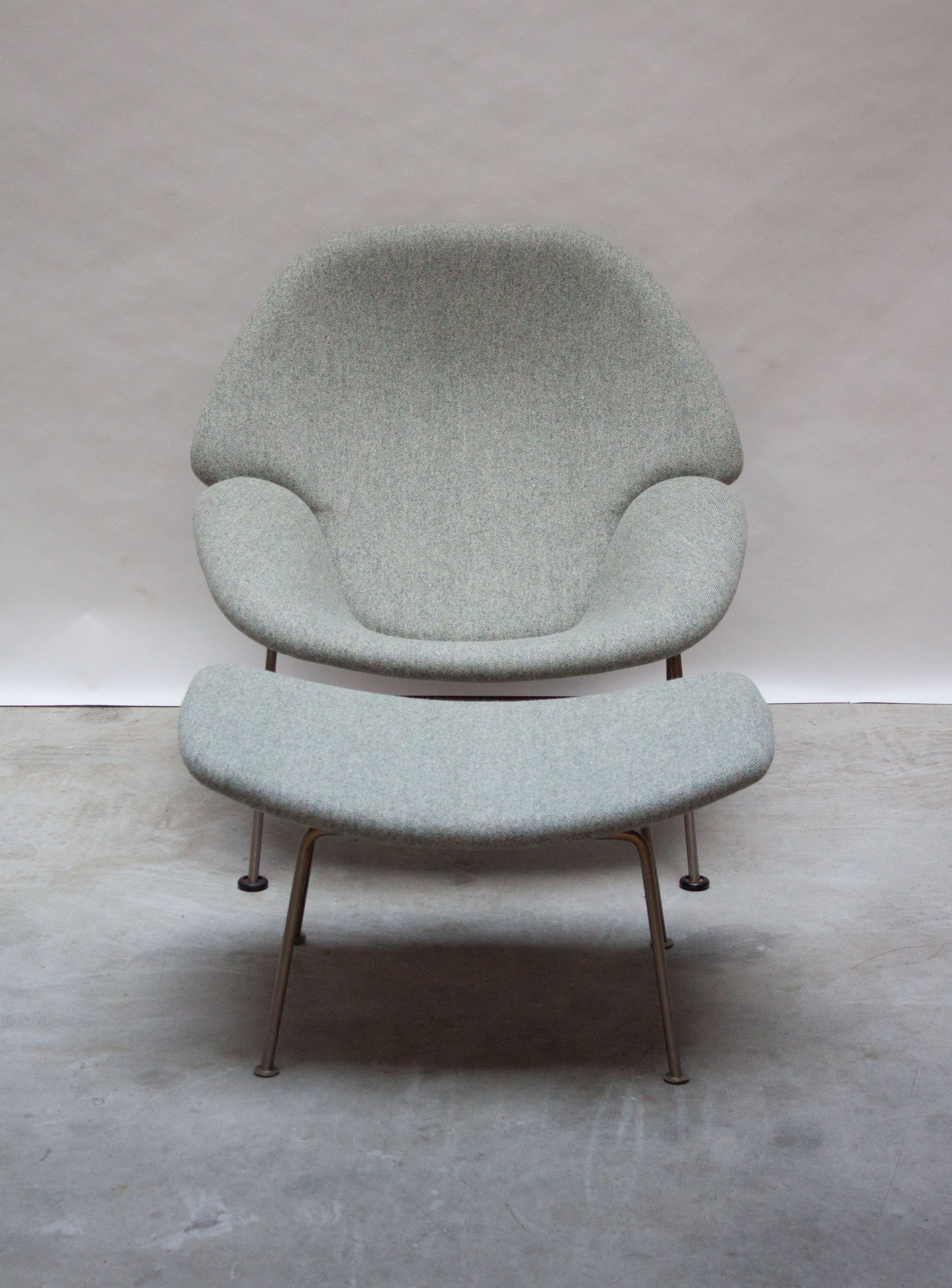 Artifort F555 Lounge Chair & Ottoman by Pierre Paulin - Image 8