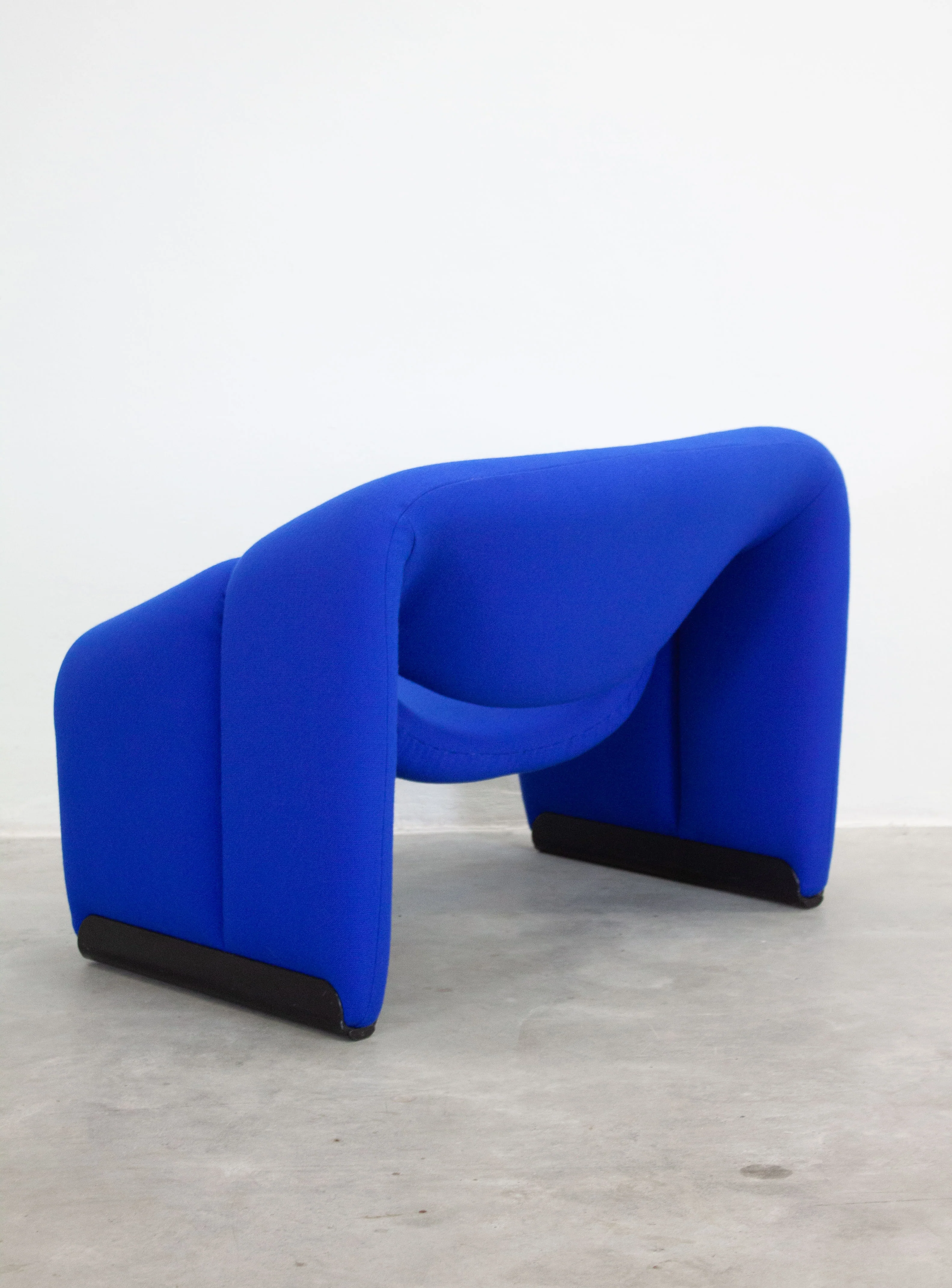 Artifort Groovy F598 Lounge Chair by Pierre Paulin (Cobalt Blue) - Image 15