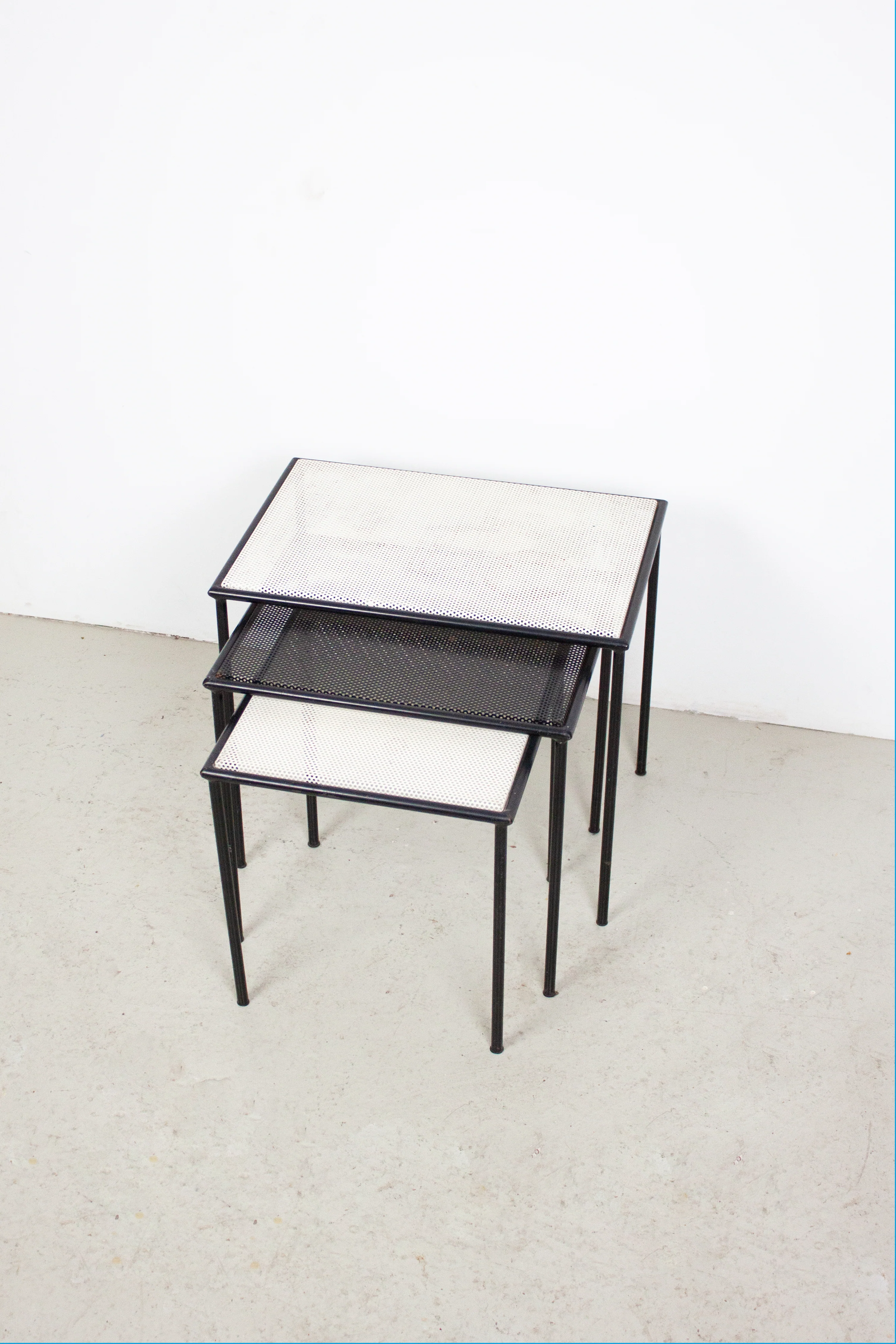 Artimeta Nesting Tables by Floris Fiedeldij (Set of 3) - Image 2